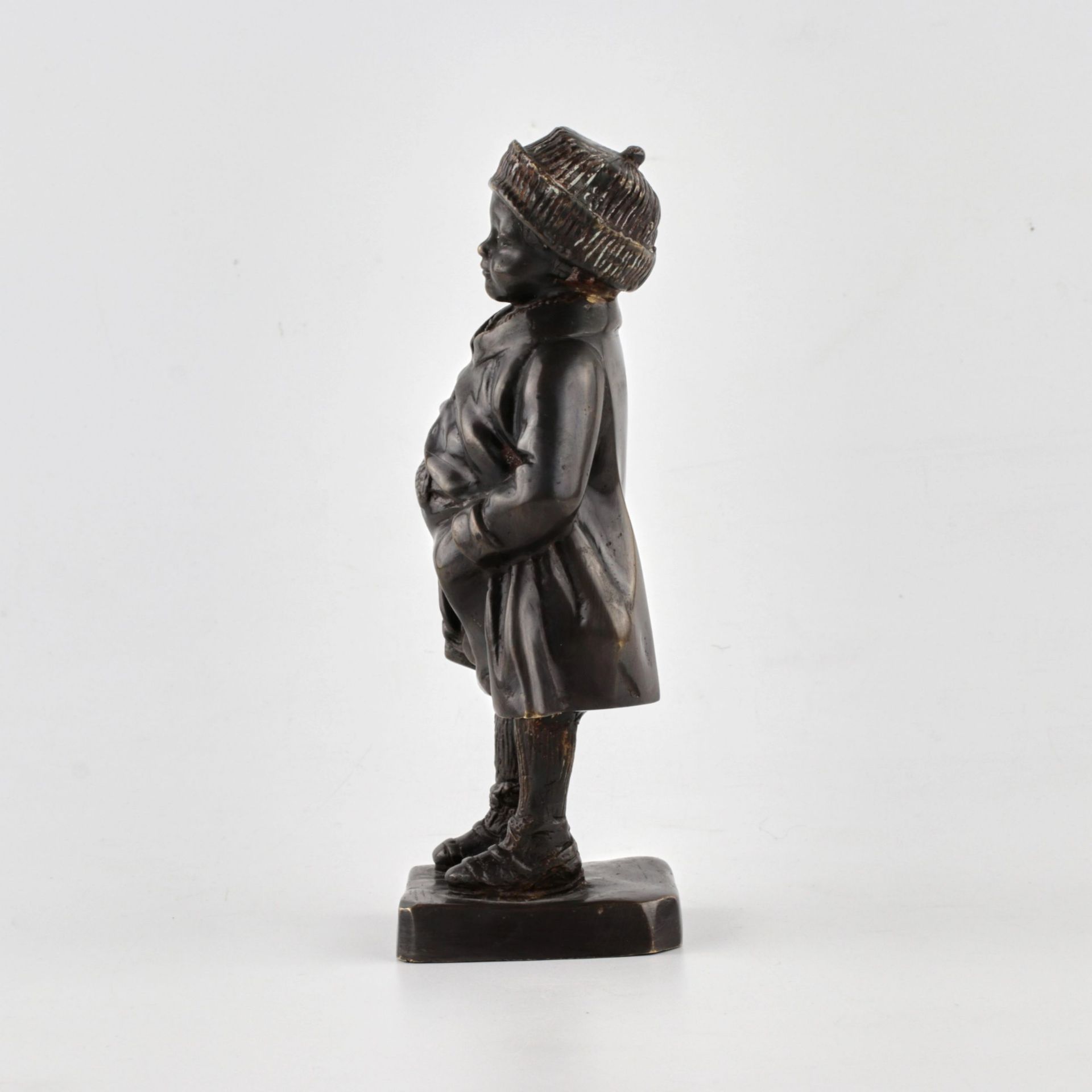 Bronze statuette Boy. - Bild 5 aus 6