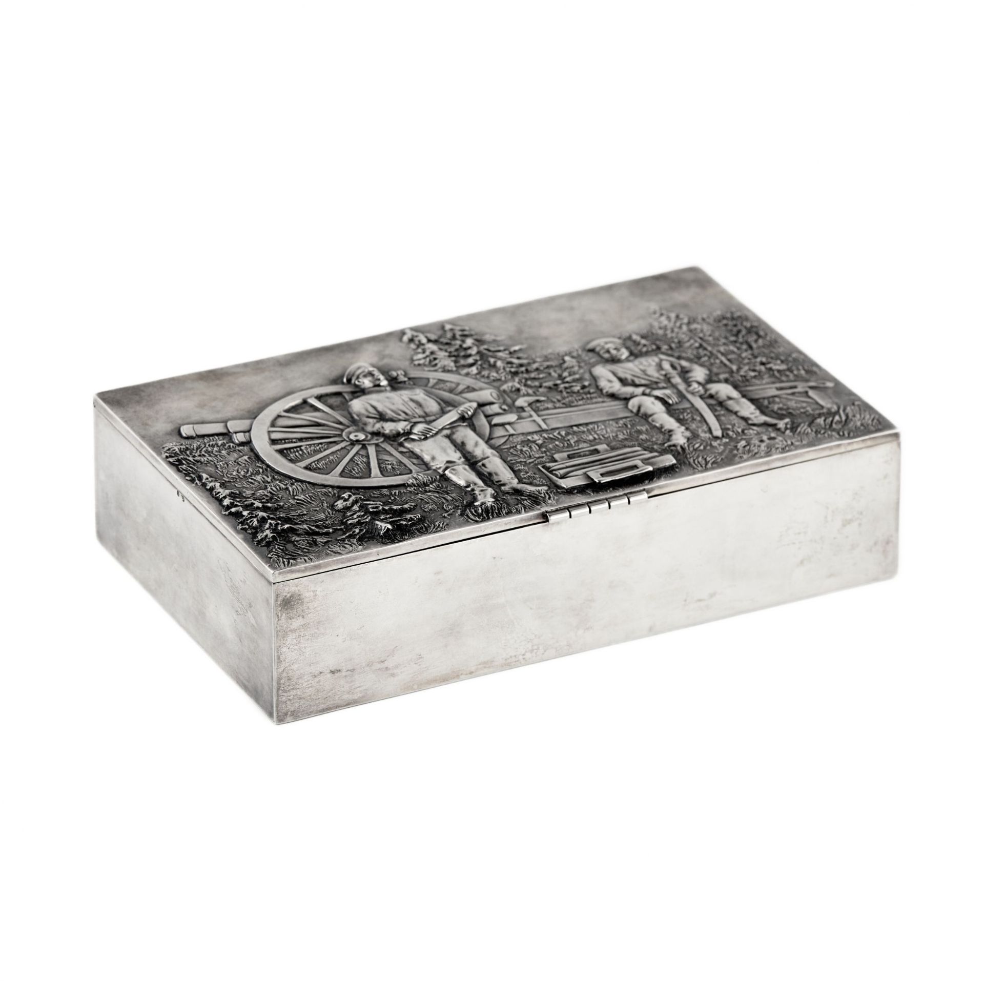 Massive, silver cigar box. Glory to Russian weapons. 2 Moscow artel. 20th century - Image 2 of 8
