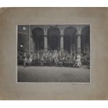 Foto. Köln 1911. Schwarzweißes Foto mit einer Aufnahme von Schachmeistern und Schachfreunden beim