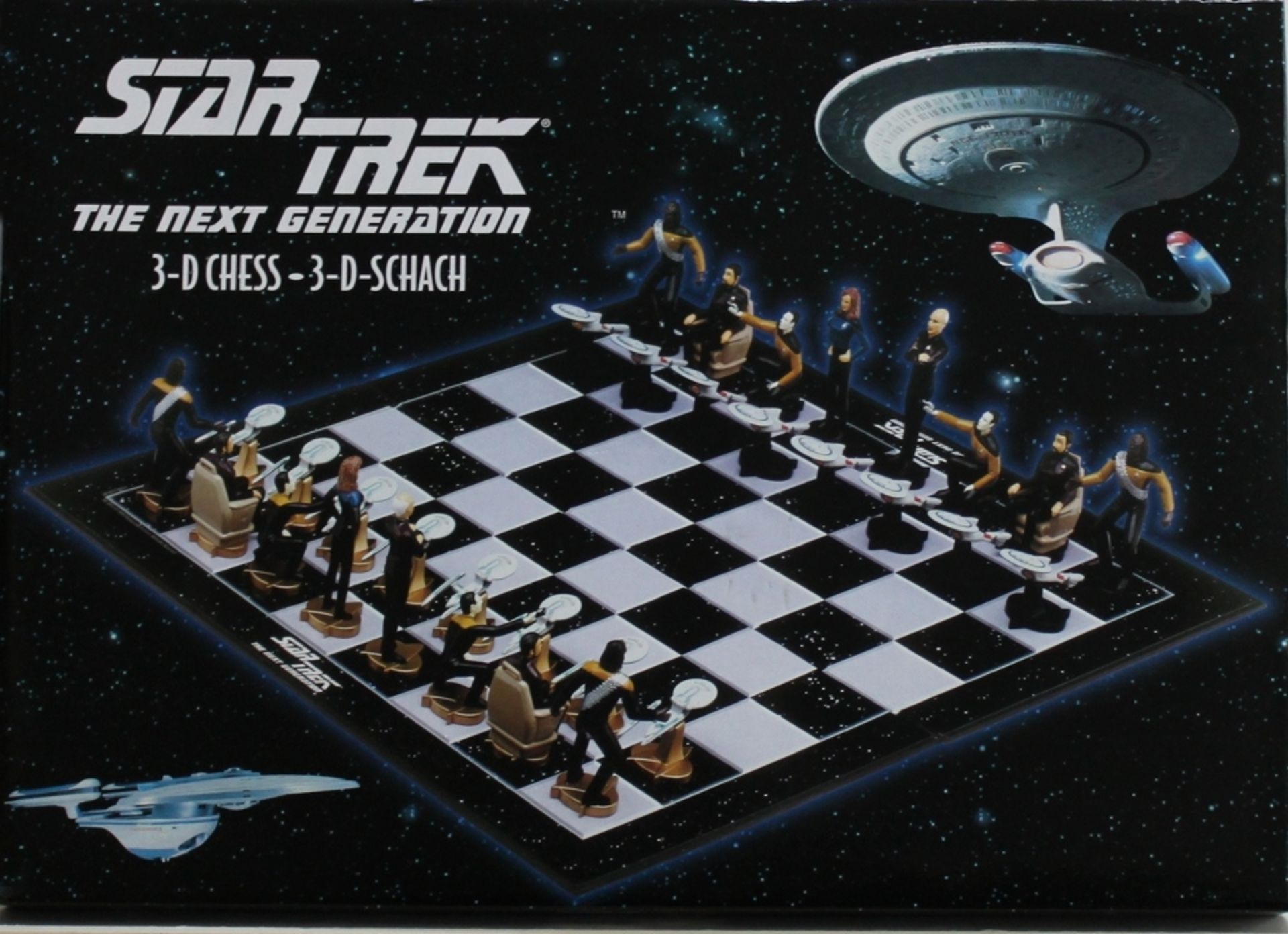 Europa. Deutschland. Star - Trek – The Next Generation 3-D Chess 3-D Schach. 32 Schachfiguren nach
