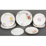 Achttlgs. Konvolut Teller. Meissen 19./20. Jh. Porzellan, bunt floral bemalt, am Boden