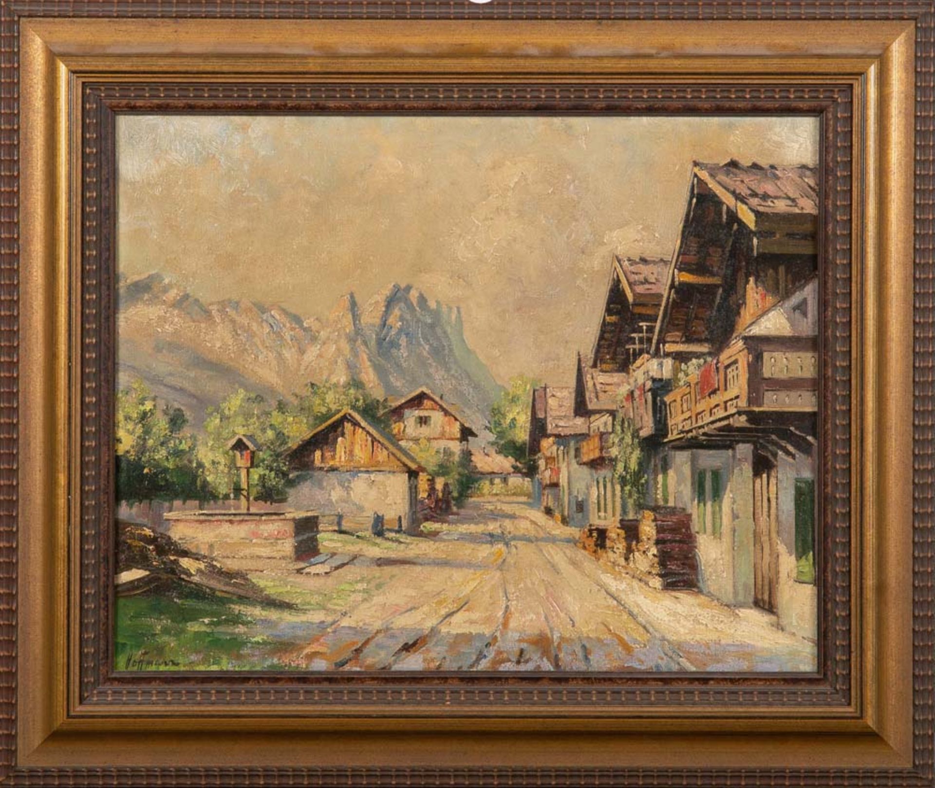 Hoffmann (Maler des 20. Jhs.). Dorfstraße, im Hintergrund Gebirge. Öl/Lw., li./u./sign., gerahmt, 39