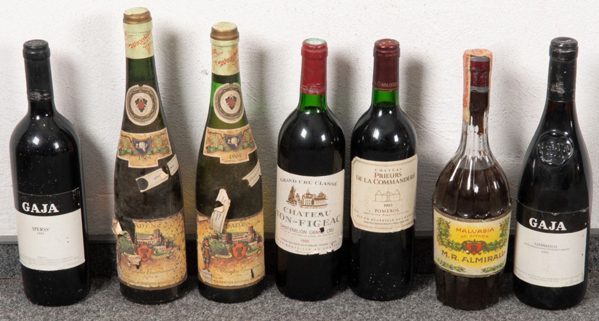 Konvolut Rot- und Weißweine. Gaja Sperrs von 1993, Gaja Barbaresco von 1993, Château Yon-Figeac