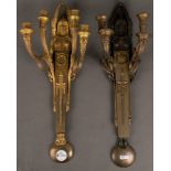 Paar Wandgirandolen. Frankreich 19. Jh. Bronze, feuervergoldet, fein reliefiert. Eine Girandole