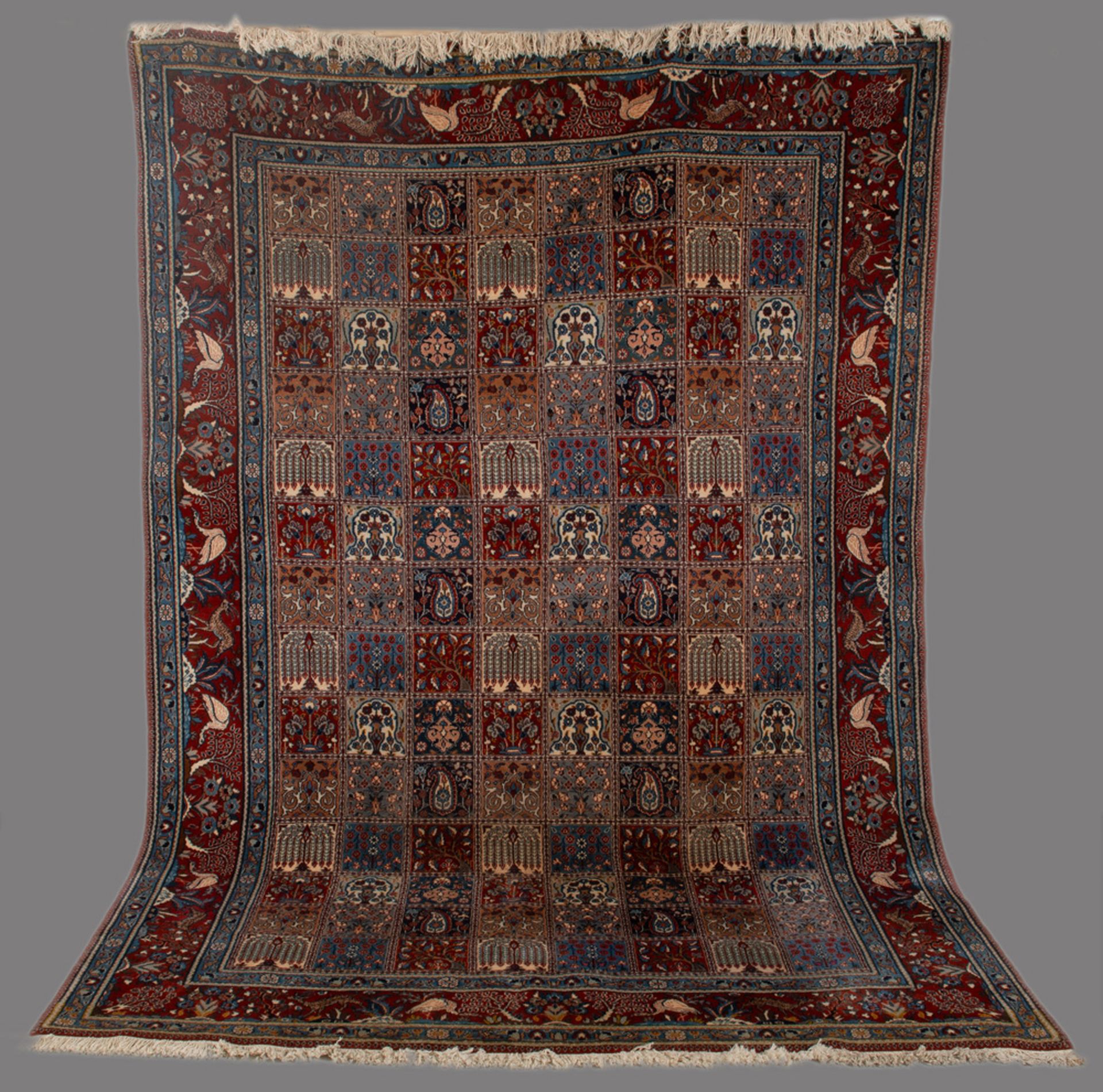 Isfahan-Teppich, 299 x 204 cm. **