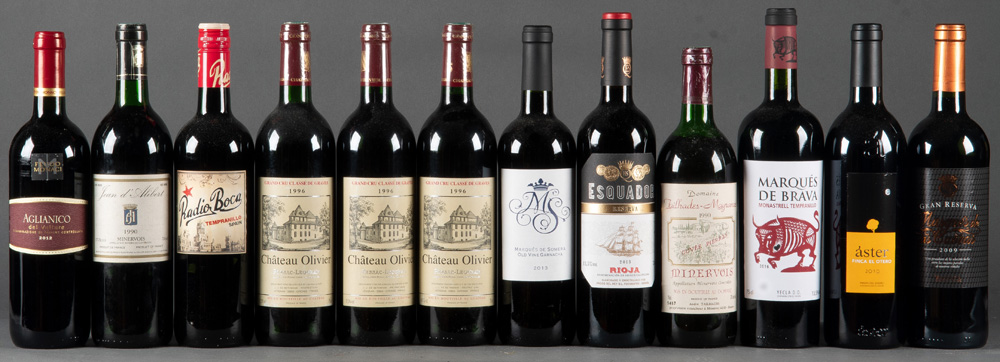 Eine ca. 2.200 Flaschen umfassende, bedeutende, alte Sammlung erlesener Weine, meist Rotweine, - Image 177 of 260