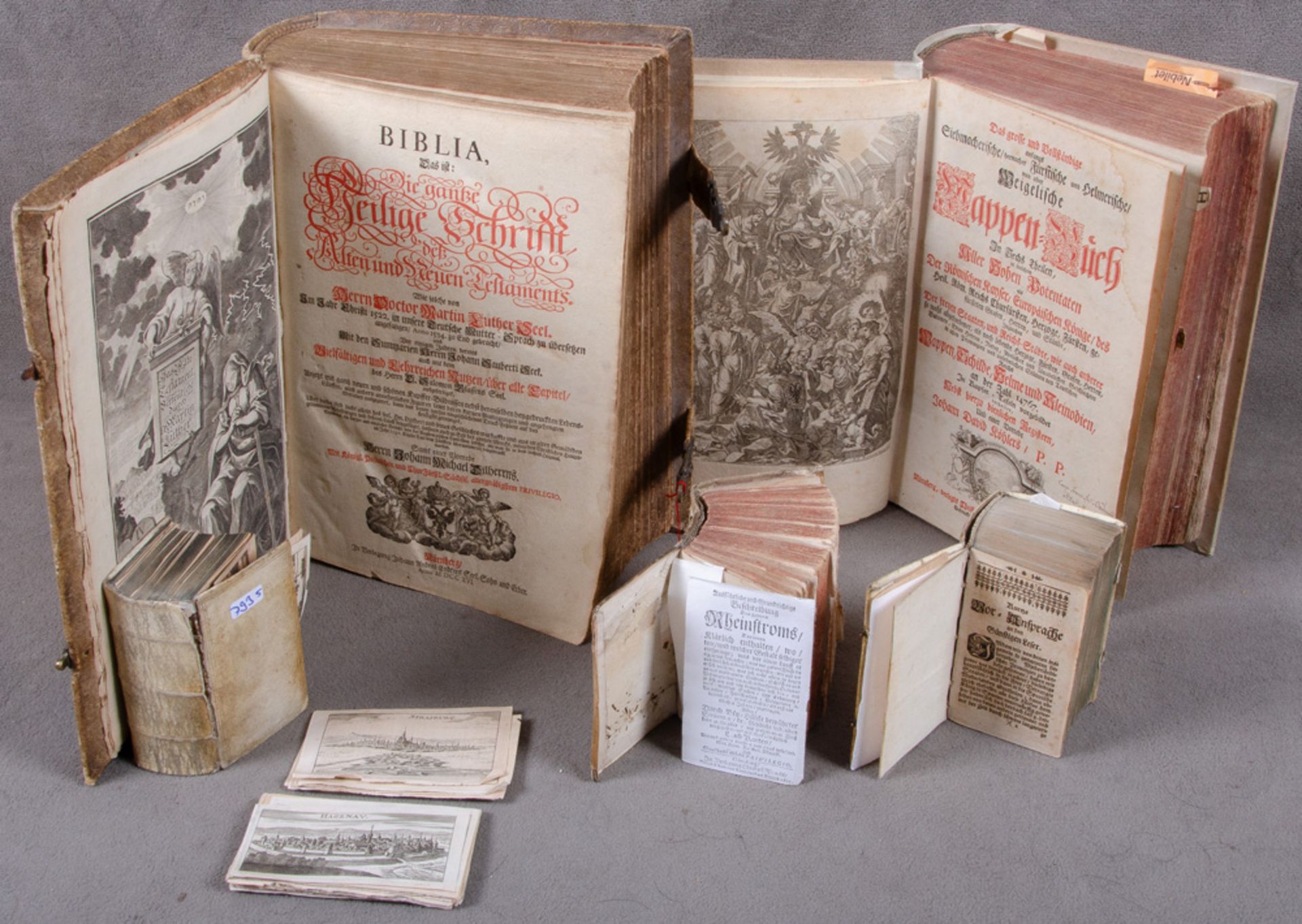 Fünf Bücher: Siebmacherisches Wappenbuch in sechs Teilen, Nürnberg 1734 (neu gebunden); drei