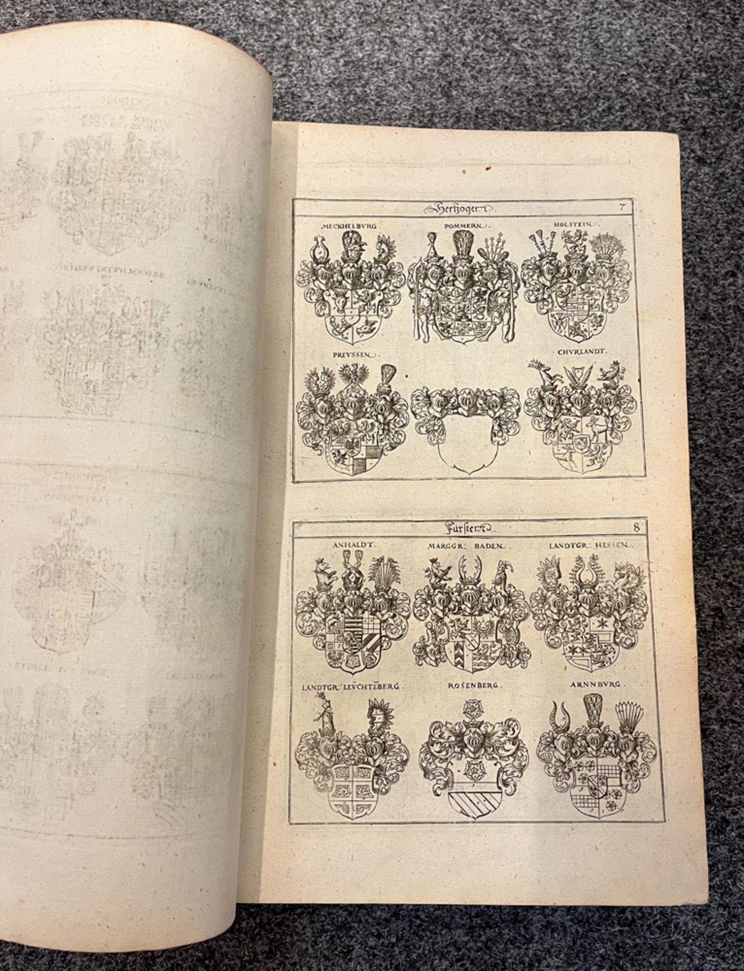 Fünf Bücher: Siebmacherisches Wappenbuch in sechs Teilen, Nürnberg 1734 (neu gebunden); drei - Image 5 of 16