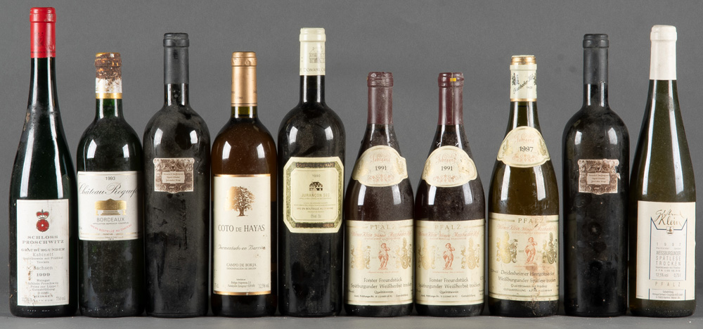 Eine ca. 2.200 Flaschen umfassende, bedeutende, alte Sammlung erlesener Weine, meist Rotweine, - Image 56 of 260