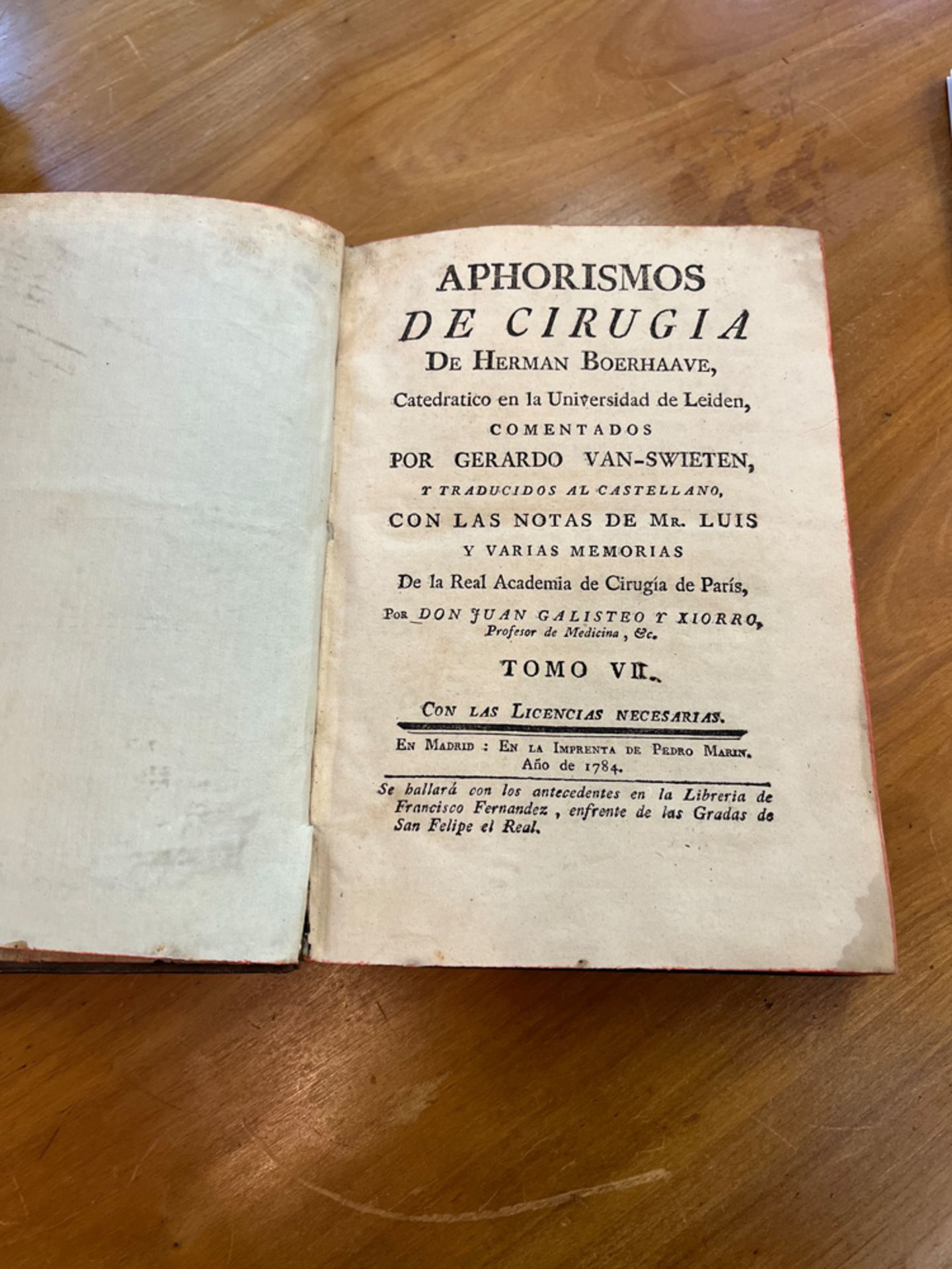 Herman Boerhaave, „Aphorismos de Cirugia“, in spanischer Sprache, sechs Bde., Madrid 1784. - Image 2 of 8