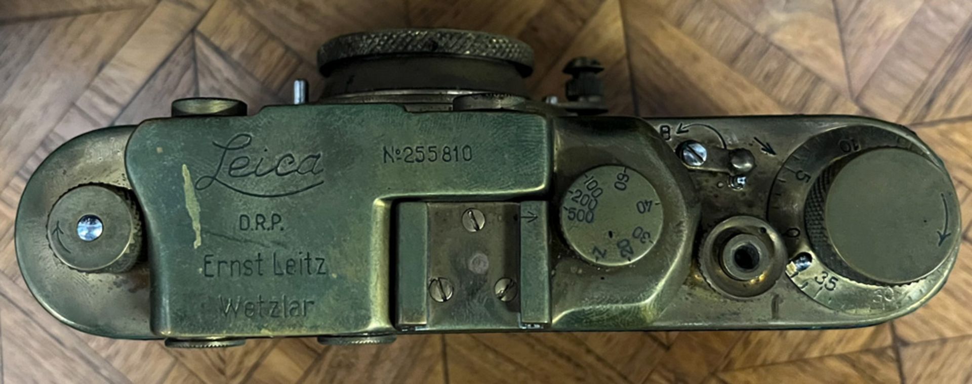 Kamera in Lederetui, Marke „Leica“, Ernst Leitz Wetzlar D.R.P., Modellnummer „255810“. (Funktion - Image 5 of 7
