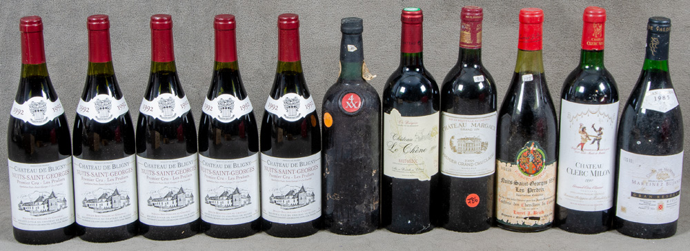 Eine ca. 2.200 Flaschen umfassende, bedeutende, alte Sammlung erlesener Weine, meist Rotweine, - Image 253 of 260