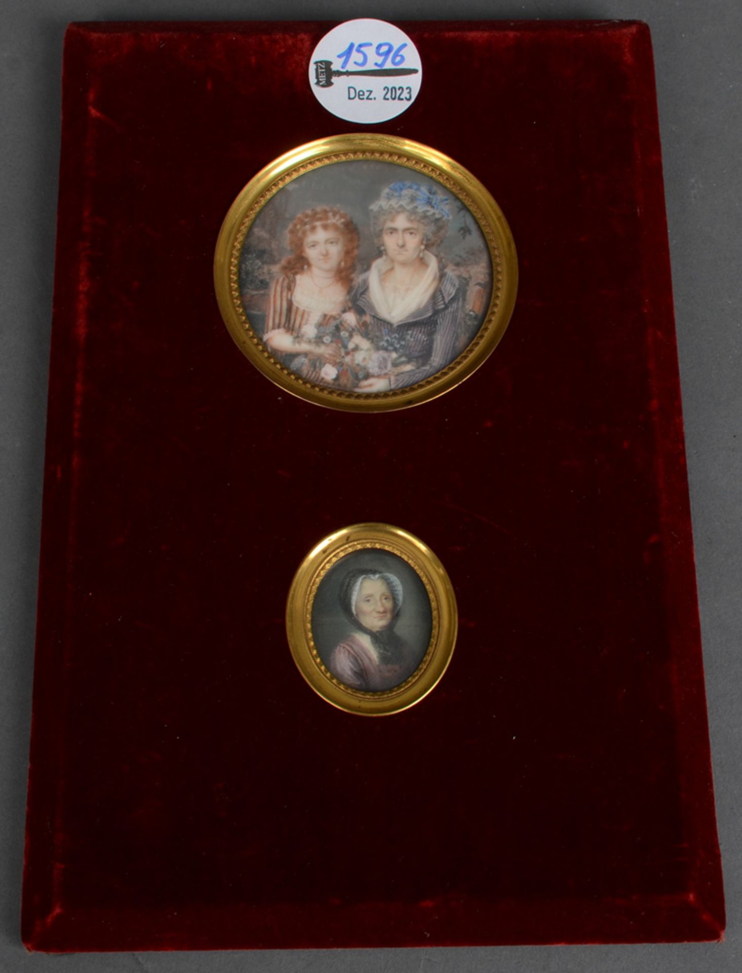 Englischer Miniaturist des 19. Jhs. Porträt von Mutter und Tochter sowie Großmutter, bunt gemalt auf