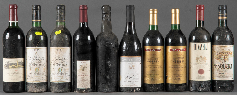 Eine ca. 2.200 Flaschen umfassende, bedeutende, alte Sammlung erlesener Weine, meist Rotweine, - Image 106 of 260