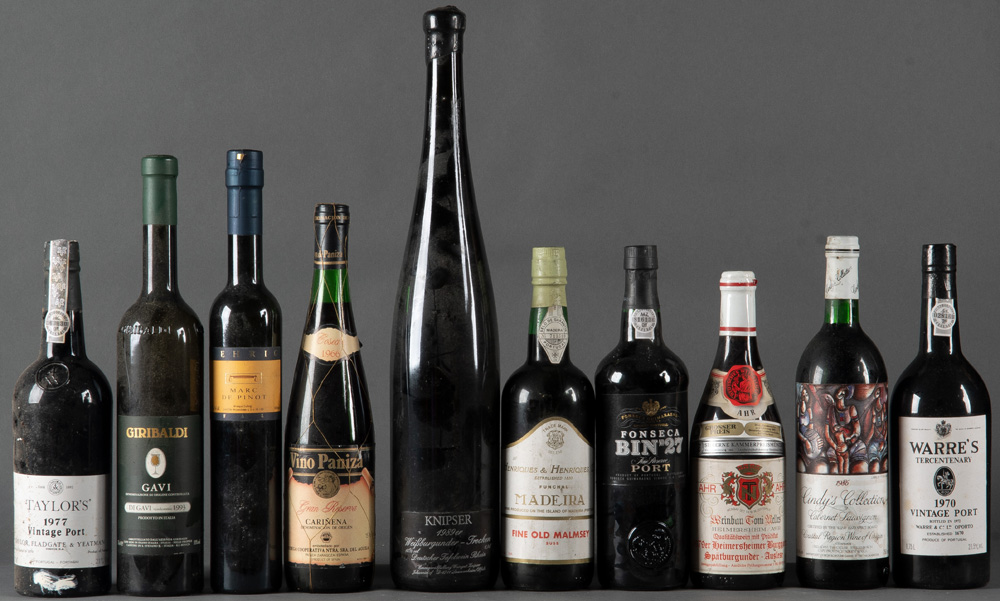 Eine ca. 2.200 Flaschen umfassende, bedeutende, alte Sammlung erlesener Weine, meist Rotweine, - Image 102 of 260