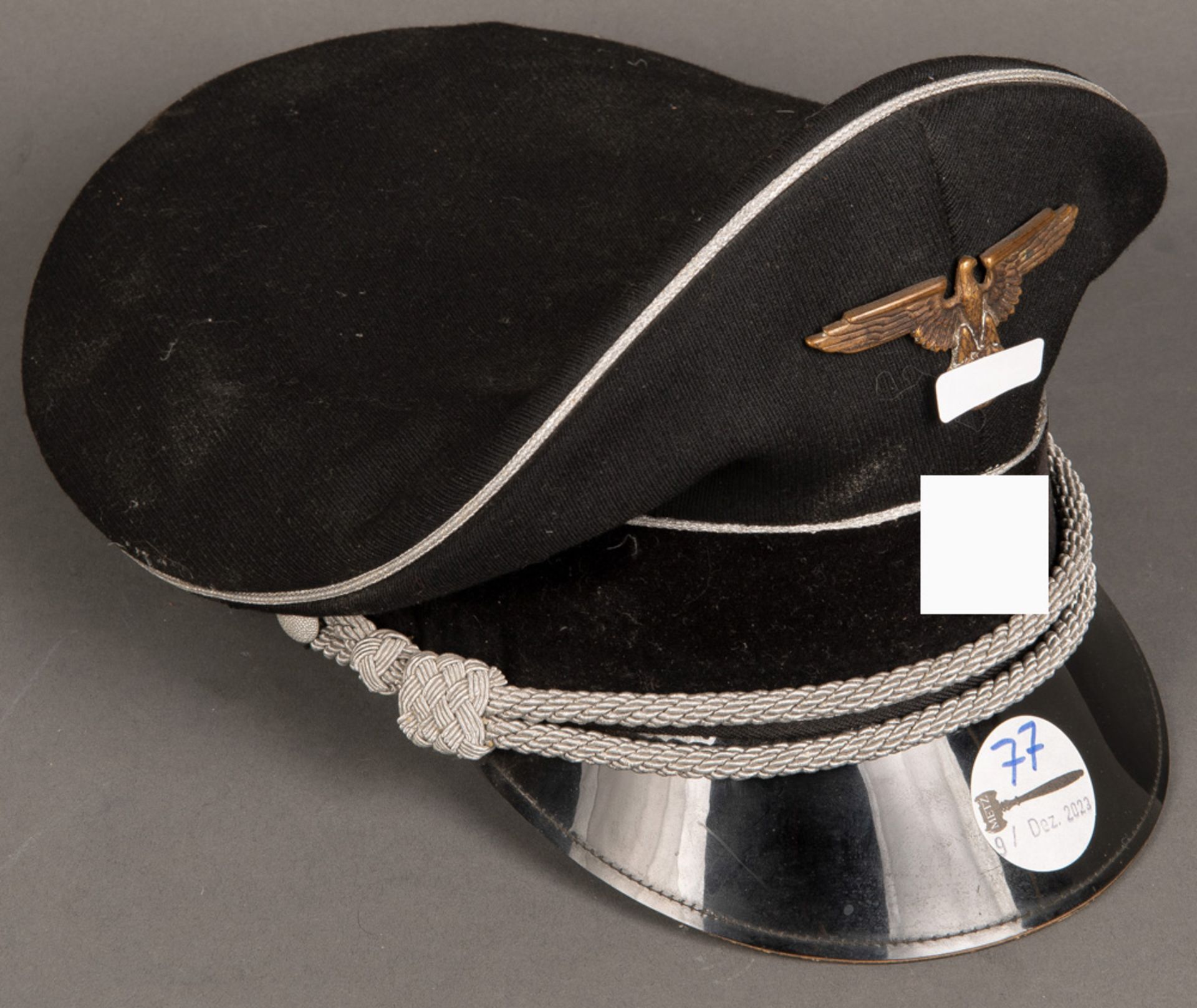 Schirmmütze eines Offiziers des II. WK. (getragener guter Zustand)