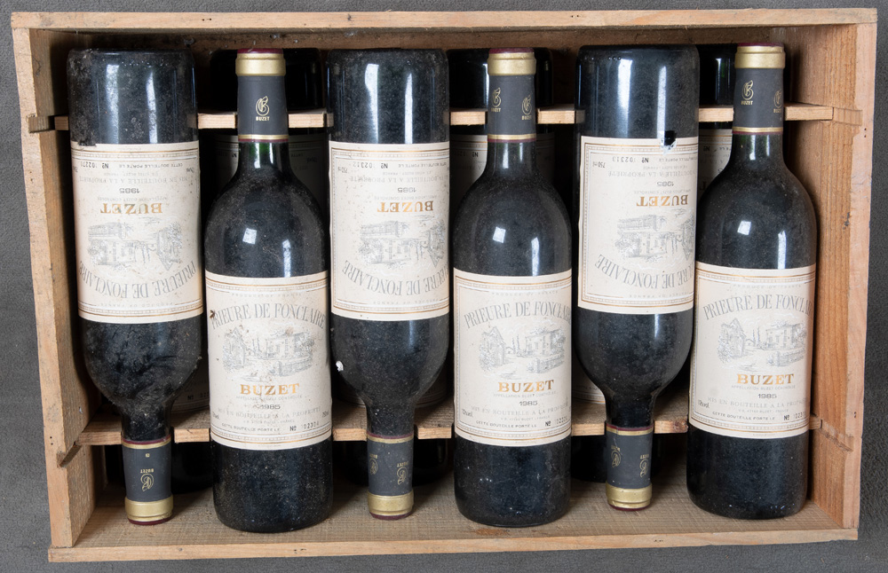 Eine ca. 2.200 Flaschen umfassende, bedeutende, alte Sammlung erlesener Weine, meist Rotweine, - Image 216 of 260