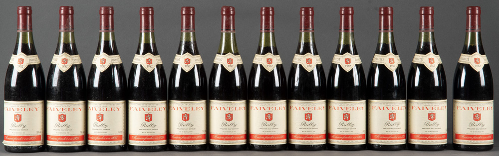 Eine ca. 2.200 Flaschen umfassende, bedeutende, alte Sammlung erlesener Weine, meist Rotweine, - Image 124 of 260