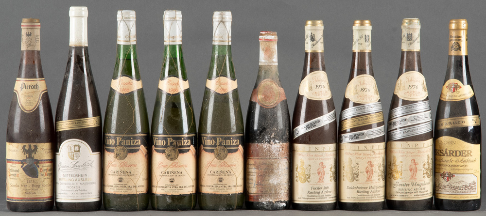 Eine ca. 2.200 Flaschen umfassende, bedeutende, alte Sammlung erlesener Weine, meist Rotweine, - Image 78 of 260