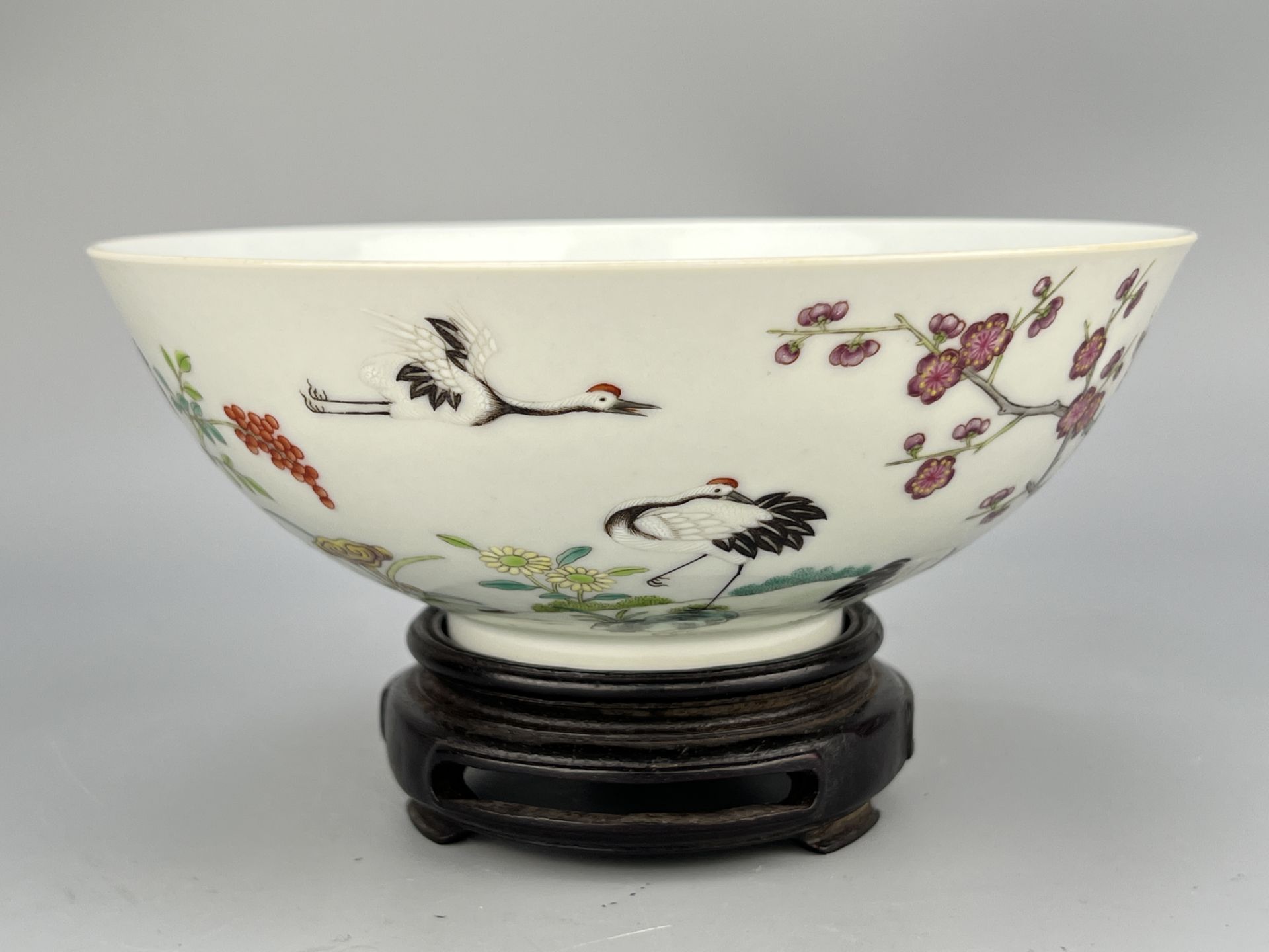 A Chinese fine Famille Rose bowl, Qing Dynastry Pr.  - Image 5 of 14