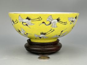 A Chinese empire ground bowl, Qing Dynastry Pr.