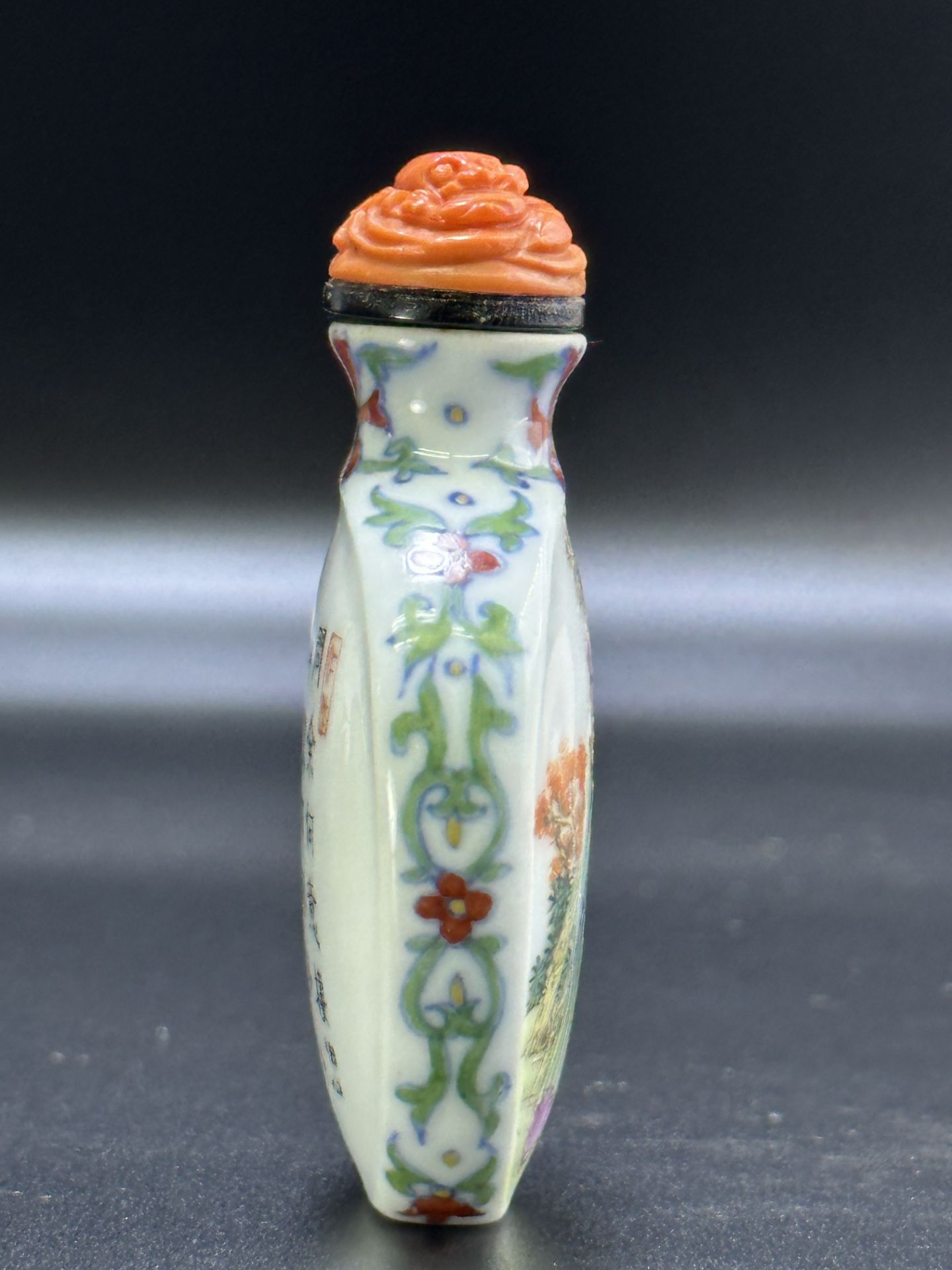 A Chinese snuff bottle, Qing Dynastry Pr.  - Image 2 of 8