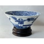 A Chinese blue&white cup, Ming Dynastry Pr. 