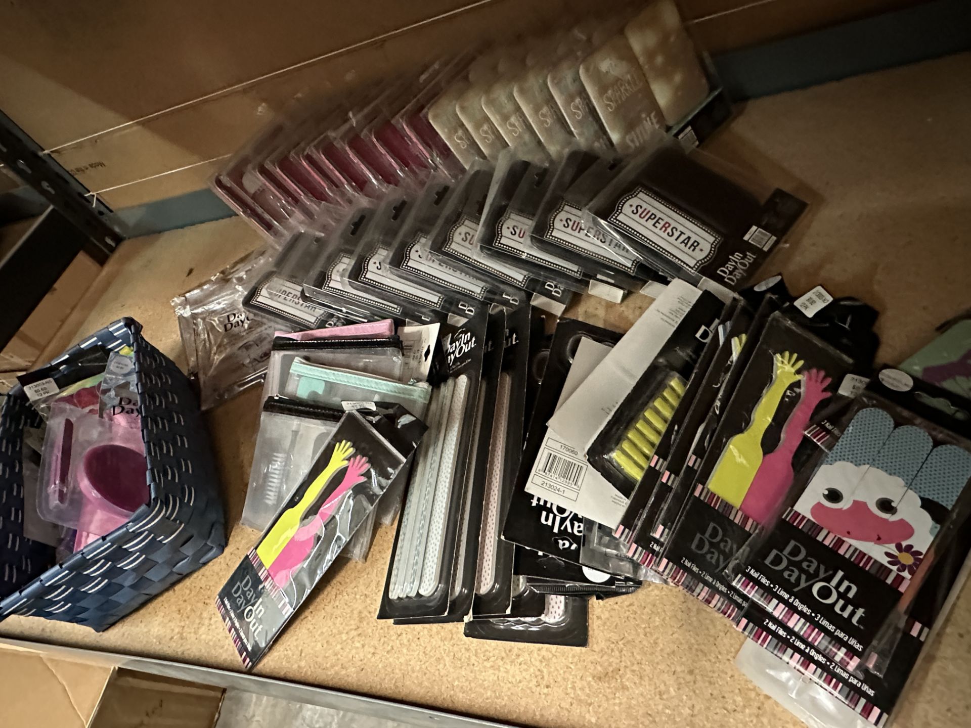 Large Lot of Day In Day out Manicure Sets, Nail files, Travel kits, etc. ARA3 - Image 3 of 7