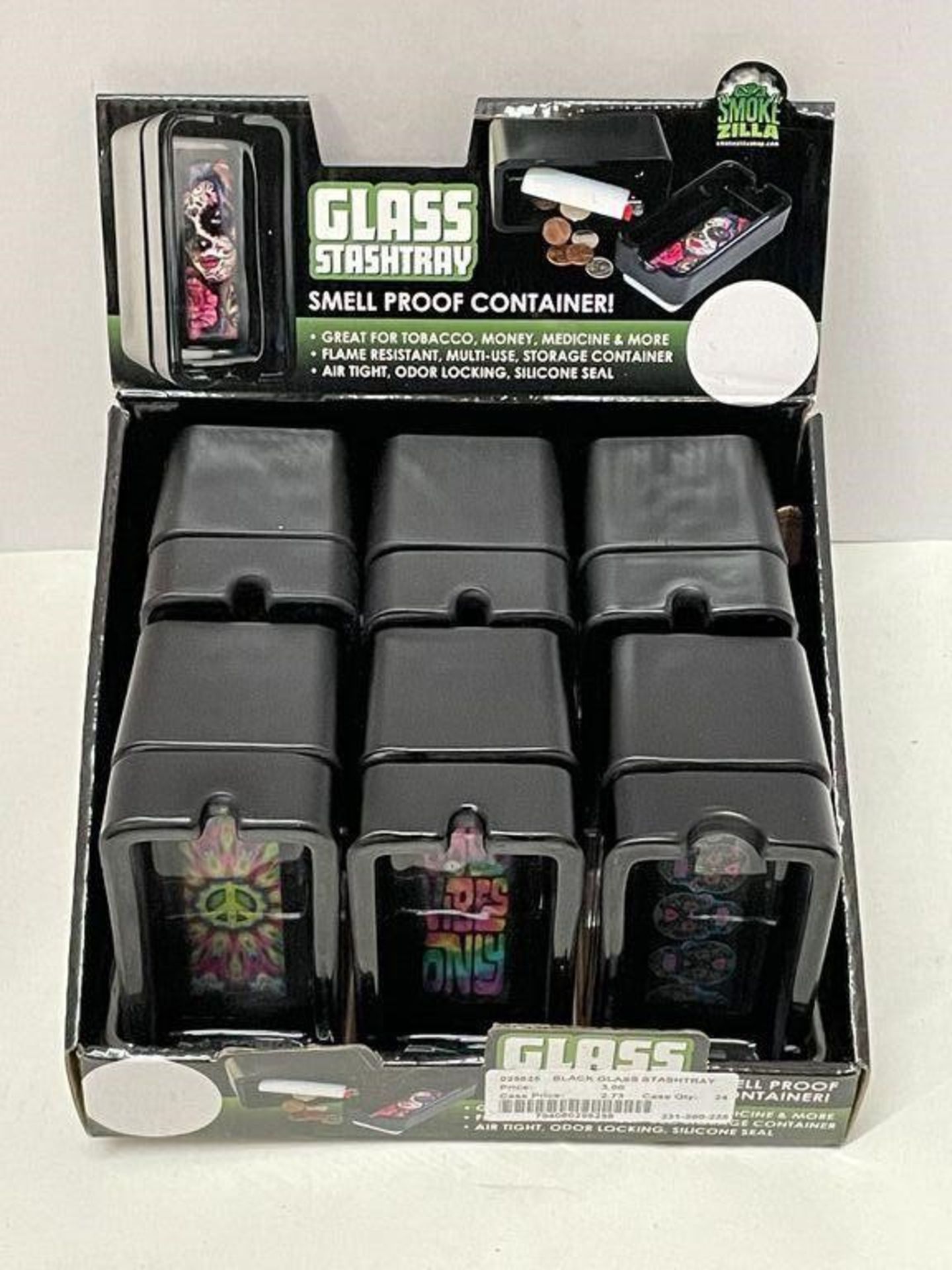 6 X GLASS STASHTRAY ASHTRAYS, SMELL PROOF CONTAINER, IN BLACK WITH VARIOUS DESIGNS, IN DISPLAY CASE