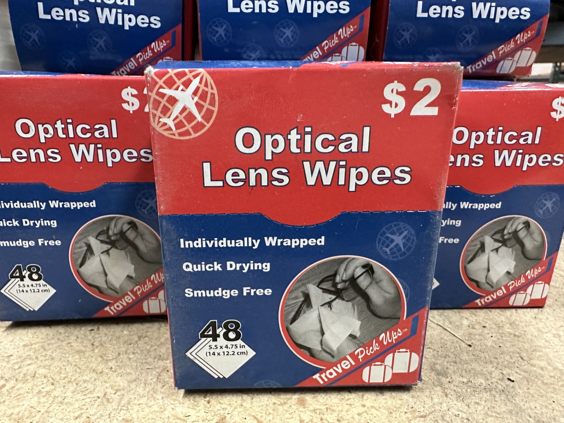 19 Packs of Optical Lense Wipes Travel Size, ARA13 - Image 2 of 3