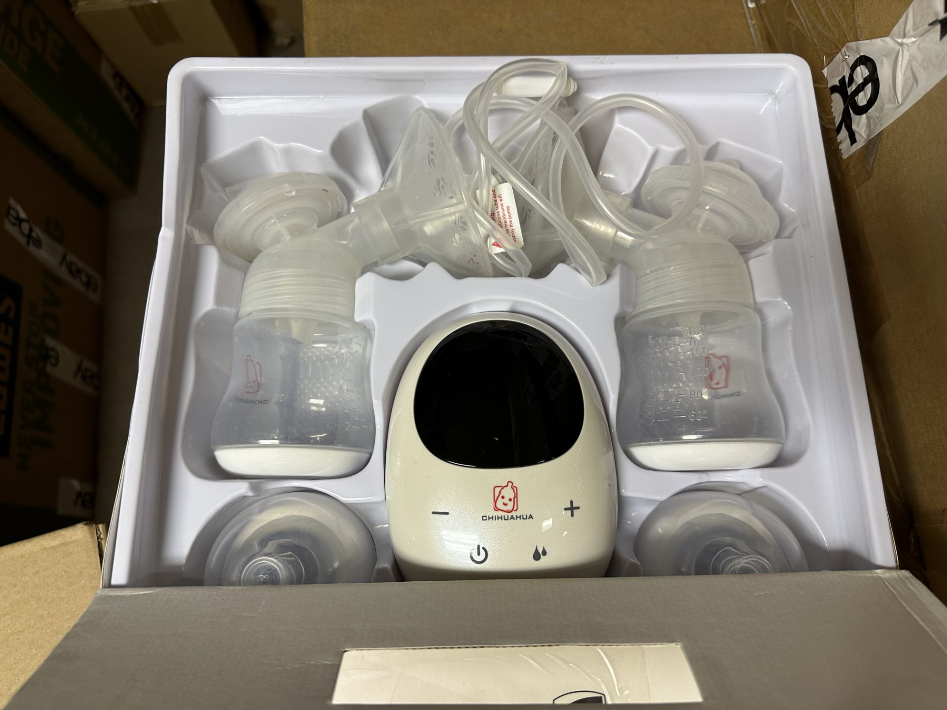 Chihuahua Popable Electric LCD Breast Pump in Box - Image 2 of 3