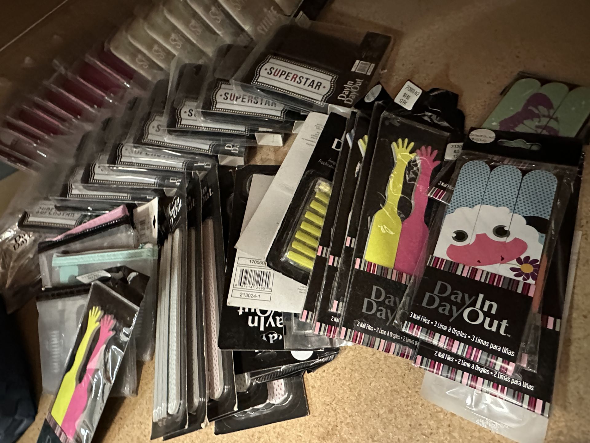 Large Lot of Day In Day out Manicure Sets, Nail files, Travel kits, etc. ARA3 - Image 4 of 7