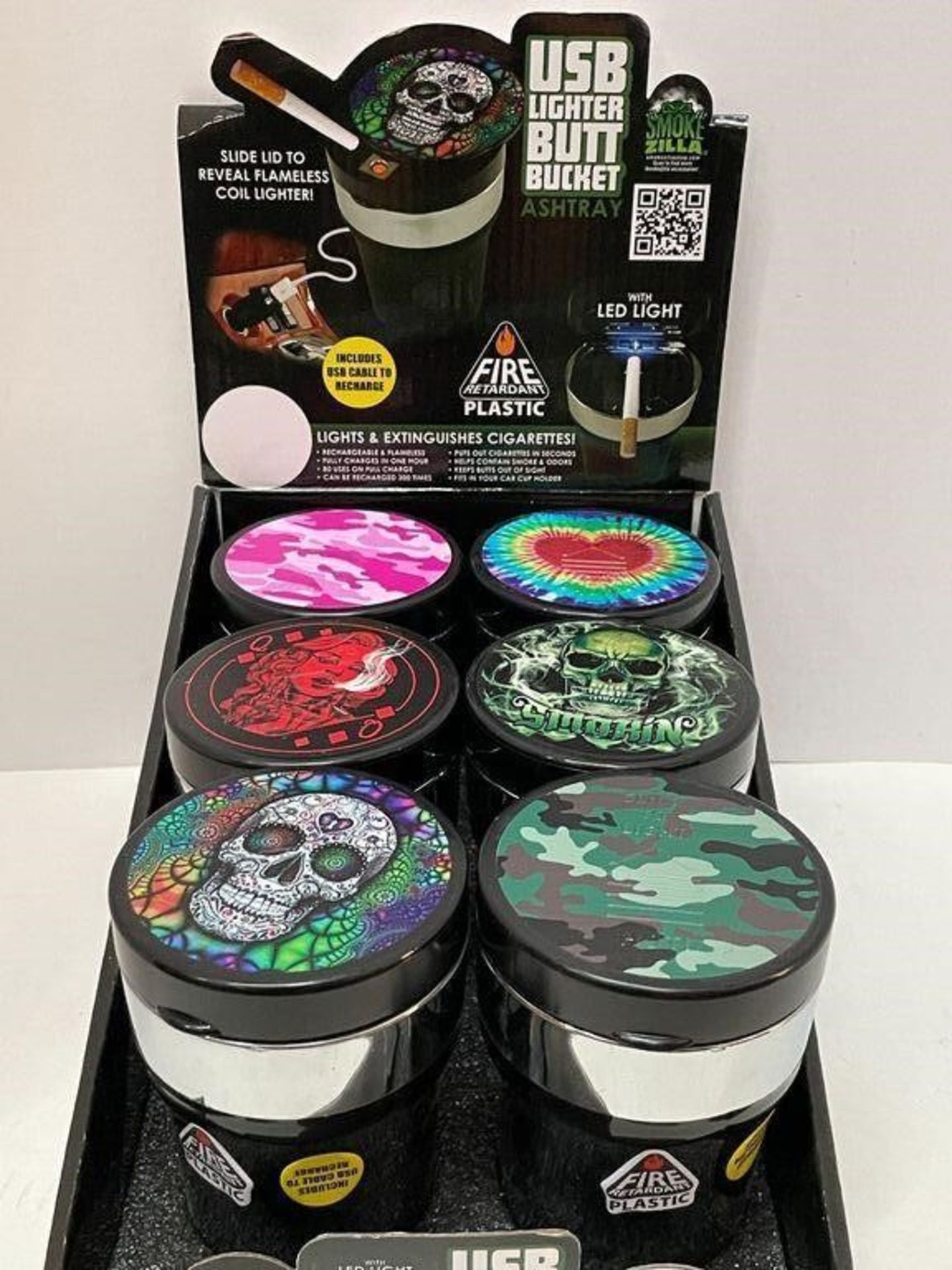 6 X USB LIGHTER BUTT BUCKET ASHTRAYS WITH LED LIGHTS IN DISPLAY CASE - Image 3 of 4