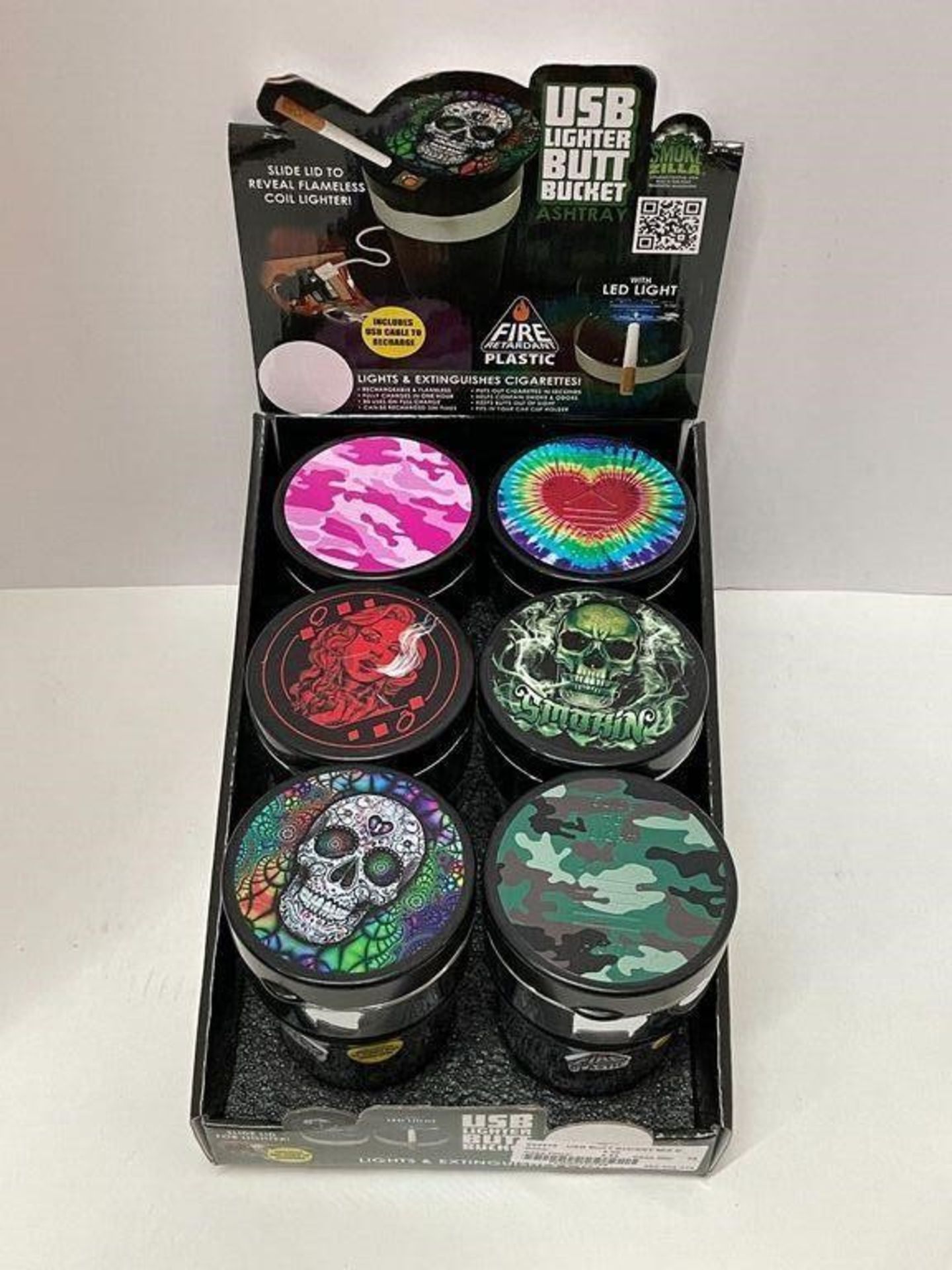 6 X USB LIGHTER BUTT BUCKET ASHTRAYS WITH LED LIGHTS IN DISPLAY CASE