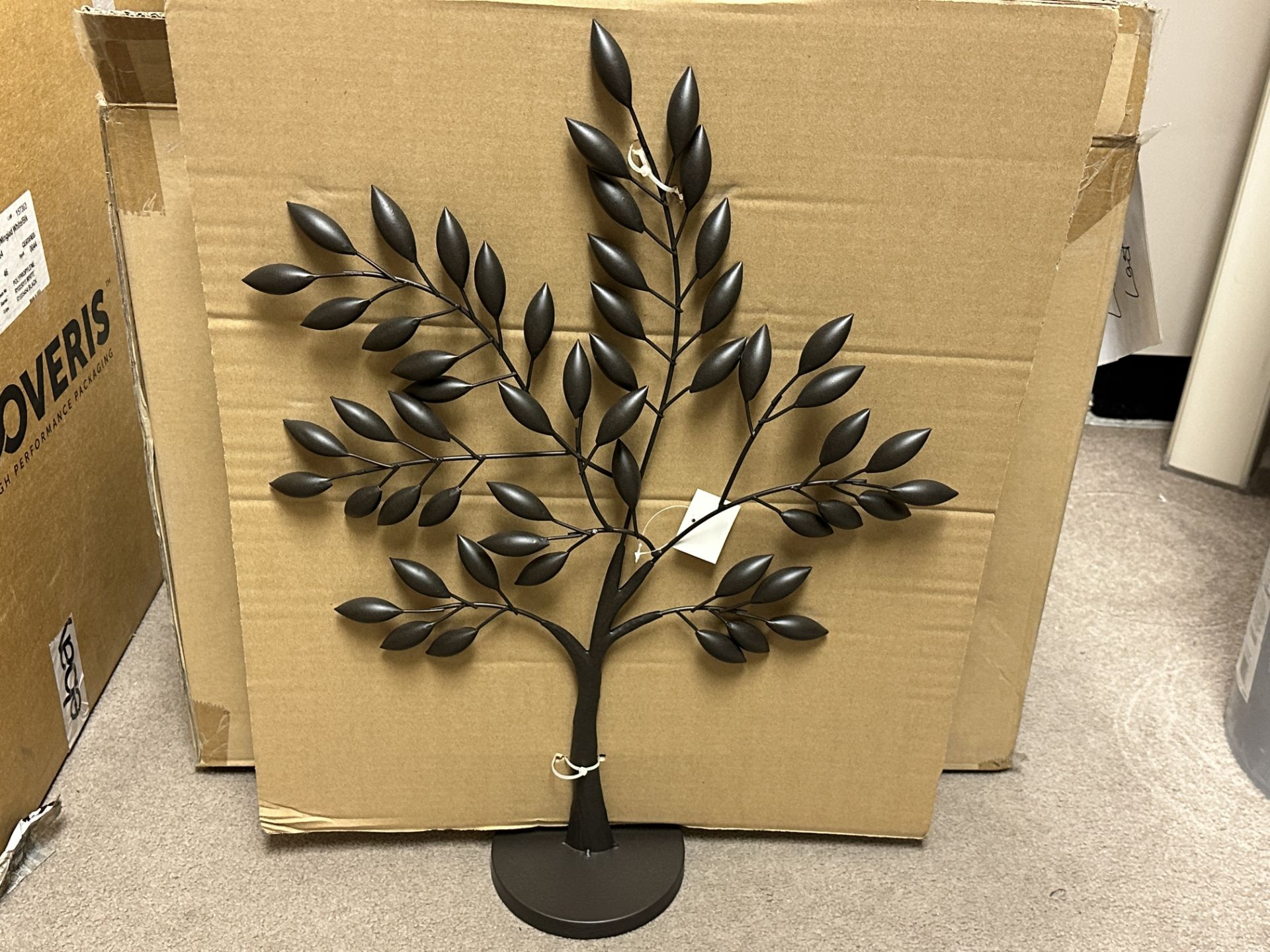 4x Metal Tree Statues/Sculptures, 2 Feet Tall, UT152x2 - Image 2 of 4