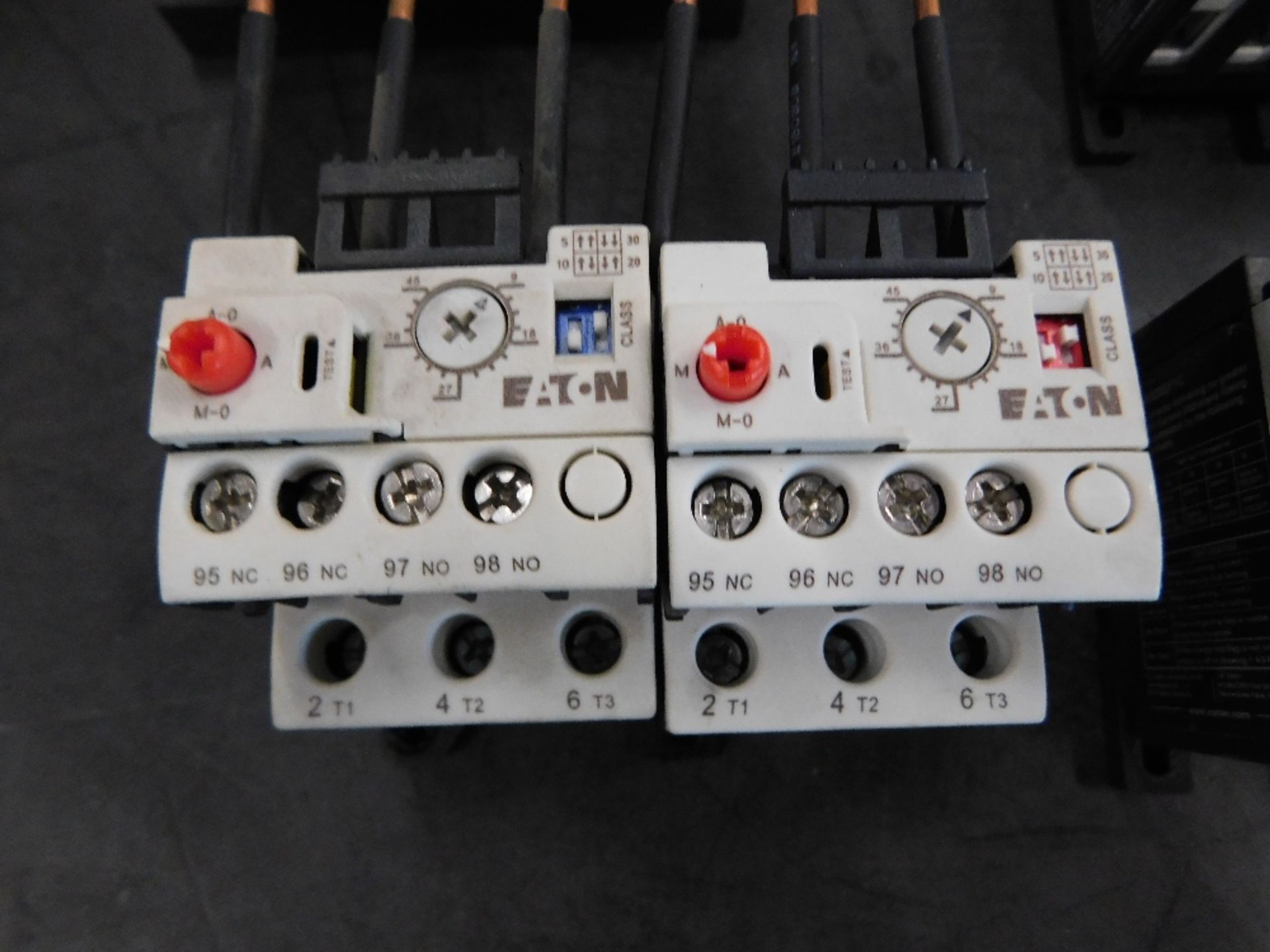 19x Eaton Relays and Transformers - Assorted Models - Image 3 of 4