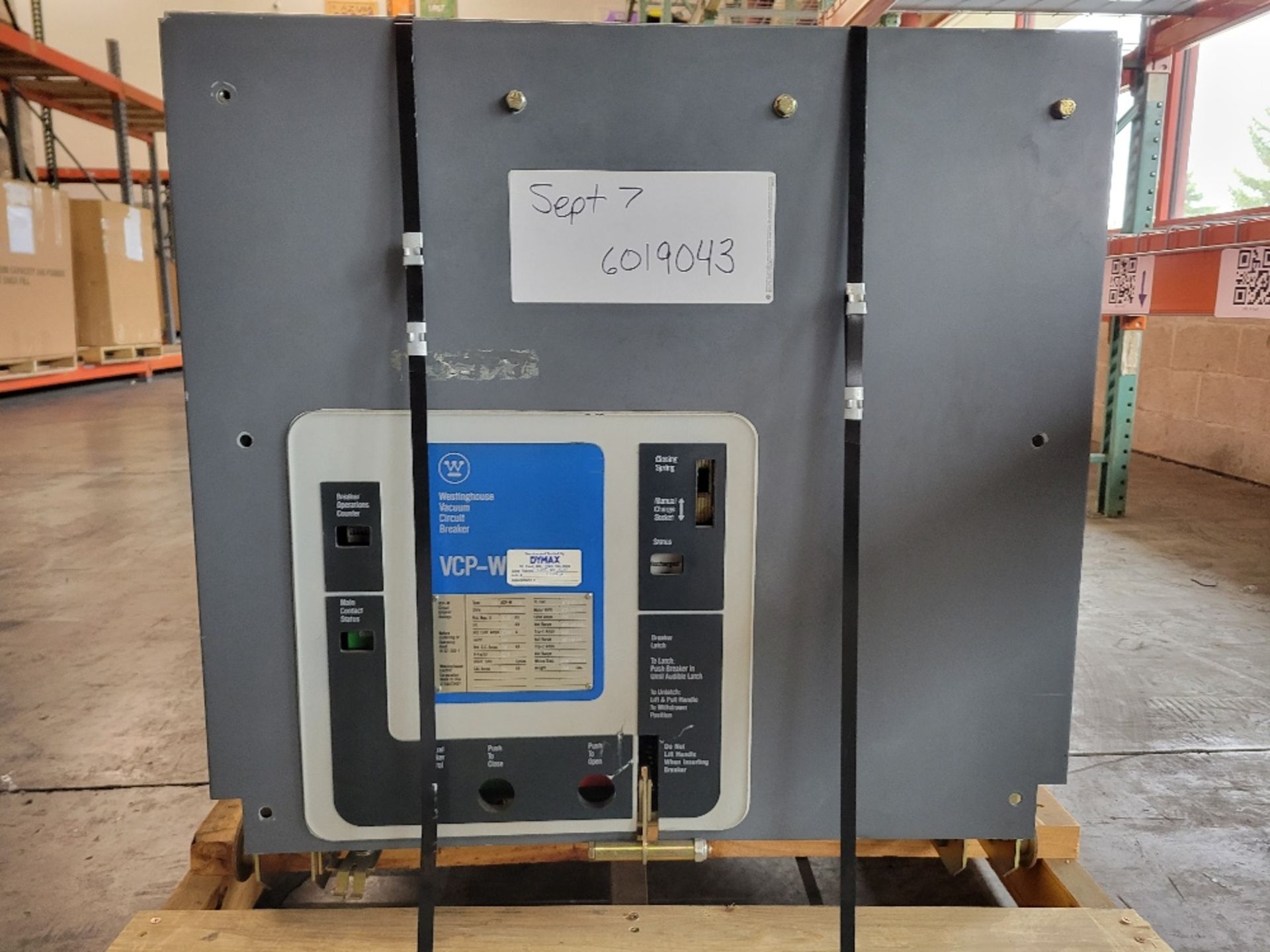 Westinghouse Air Circuit Breaker for Power Distribution