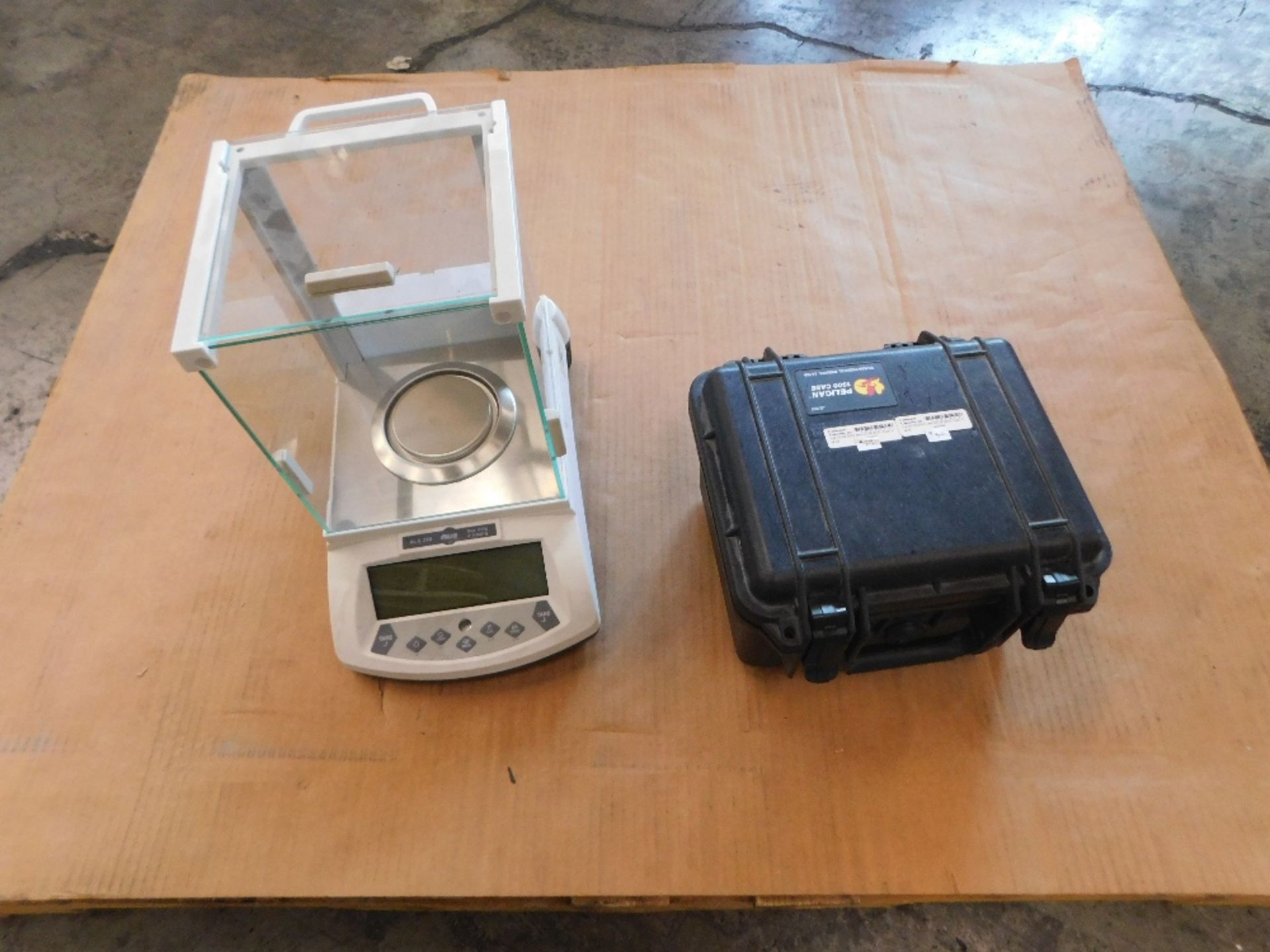 American Weigh Scales ALX-210 Analytical Balance for Precise Weighing - Image 3 of 7