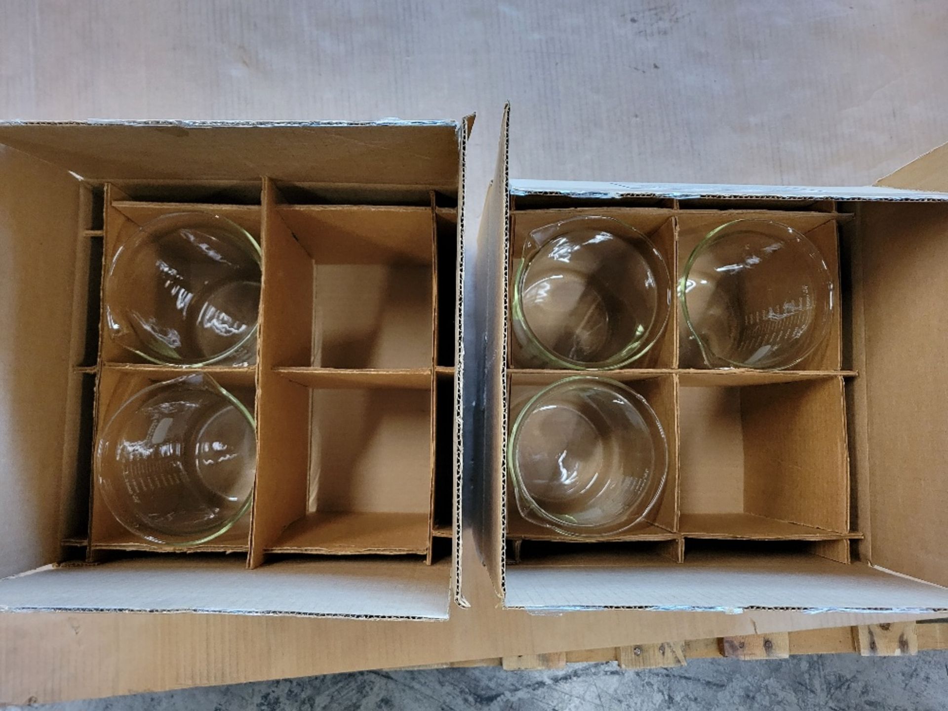 5x Pyrex 1000-2L Beaker for Laboratory Use