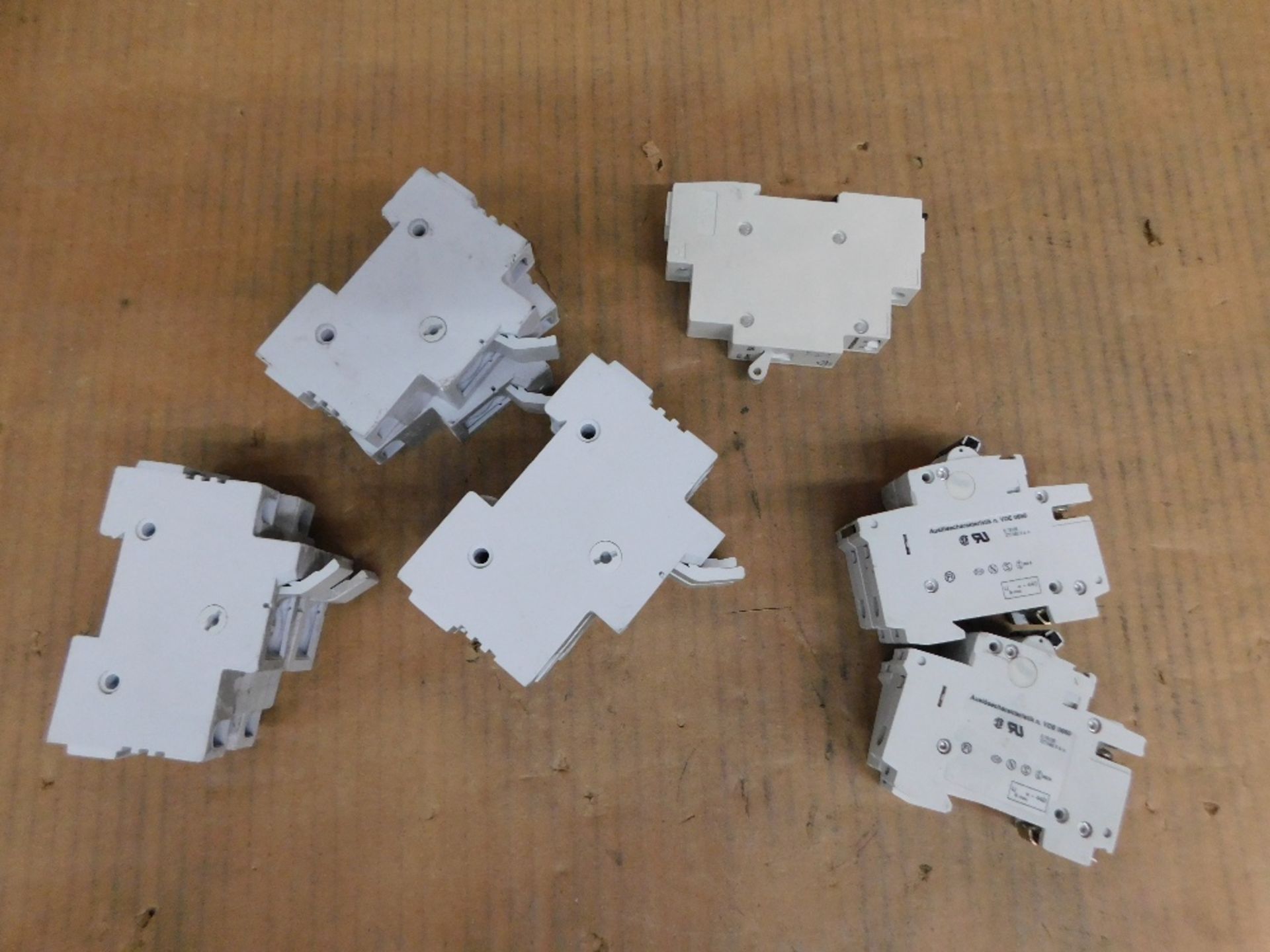 3x Eaton & Abb Miniature Circuit Breakers
