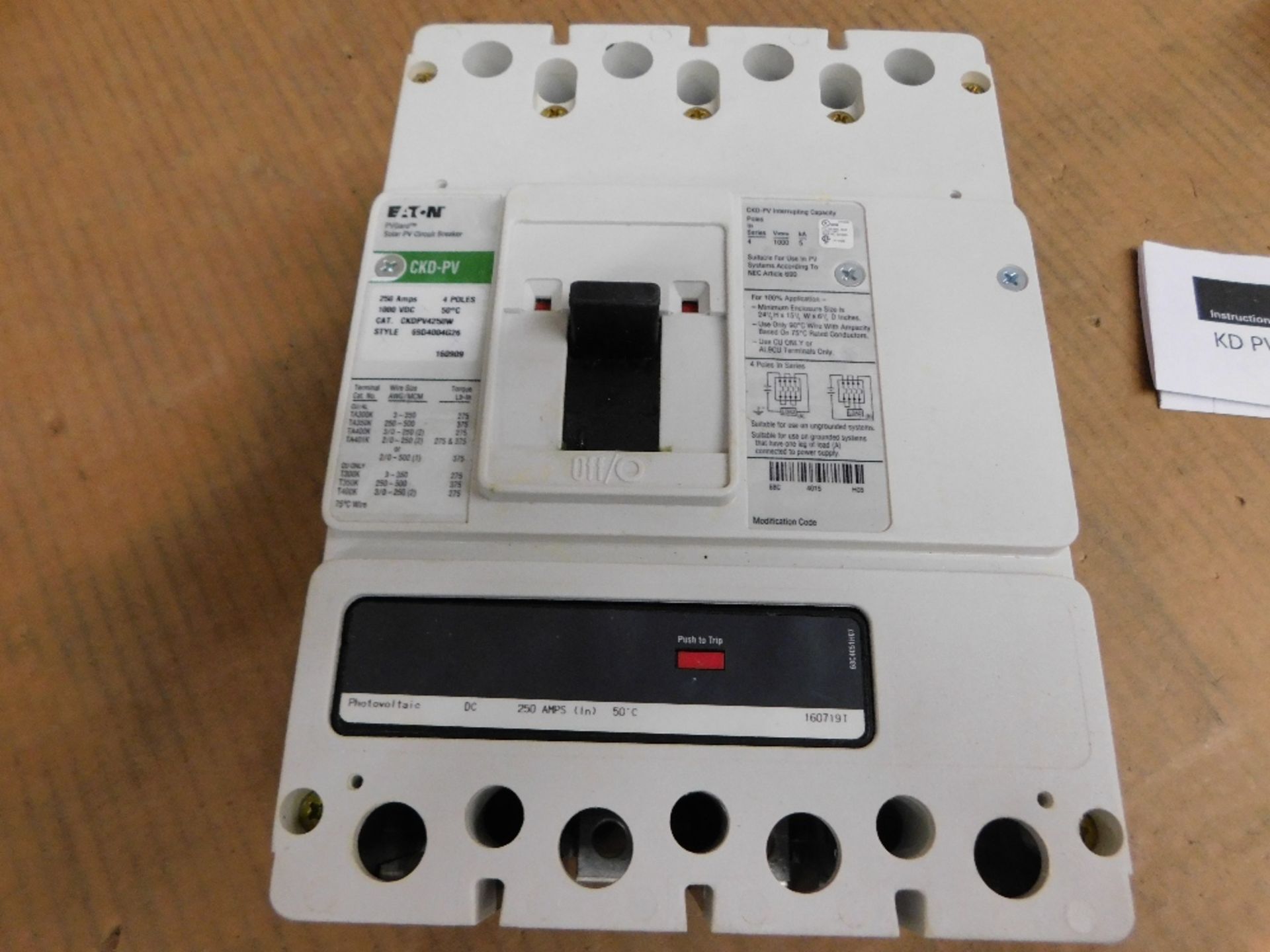 1x Eaton Unused Surplus CKDPV4250W Molded Case Breakers (MCCBs) K 4P 250A 1000V 50/60Hz 3Ph K Frame - Image 4 of 9
