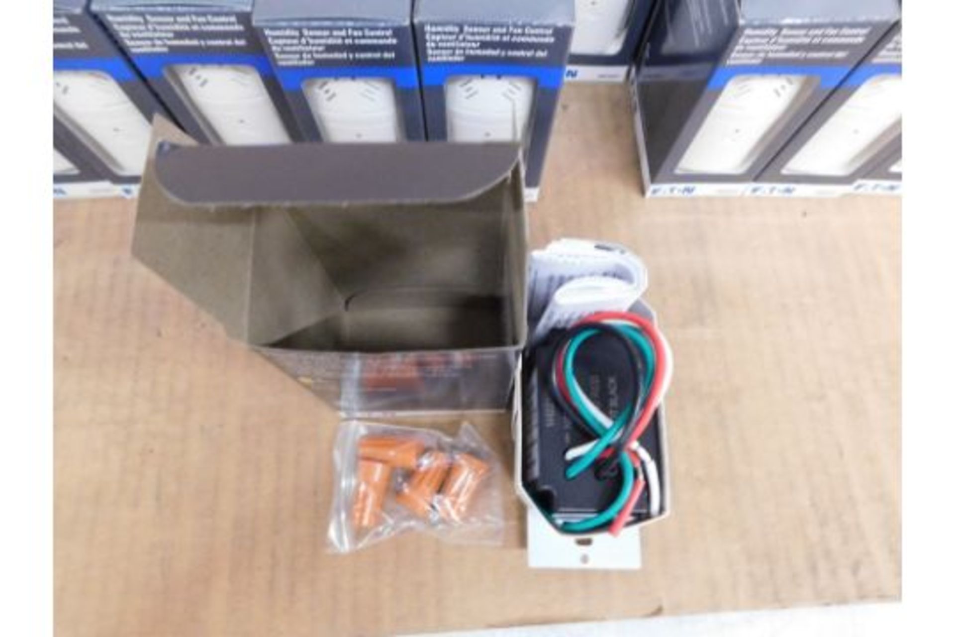 36x Eaton HDFS3P1-W-L Other Sensors and Switches EA - Image 6 of 6