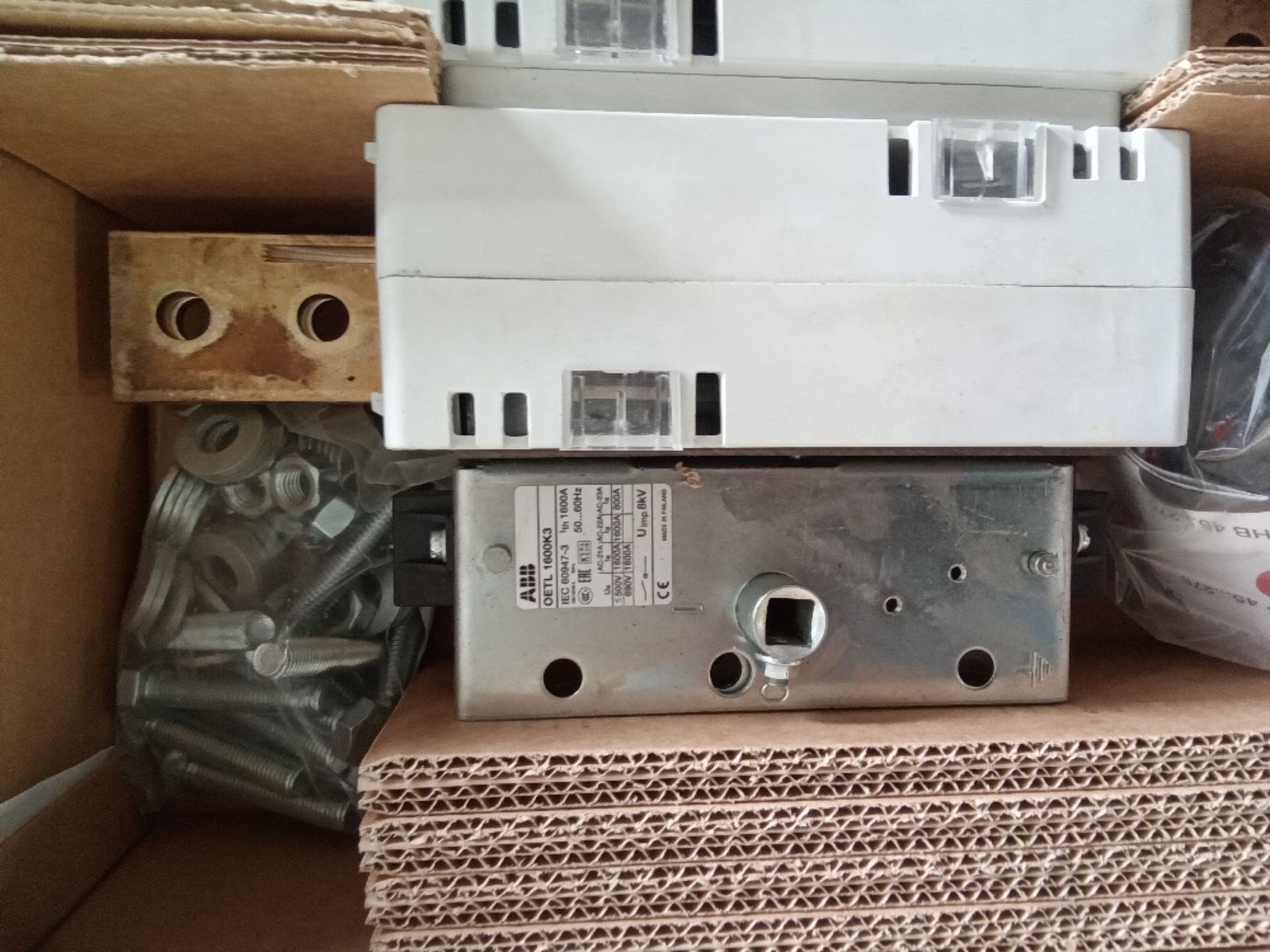 3x ABB DISCONNECT/BREAKER CASE - Image 5 of 6