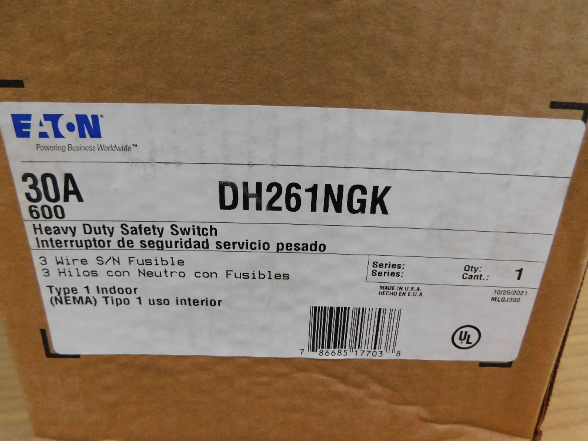 1x Eaton DH261NGK Safety Switches DH 2P 30A 600V 50 60Hz 1Ph Fusible w Neutral 3Wire EA NEMA 1