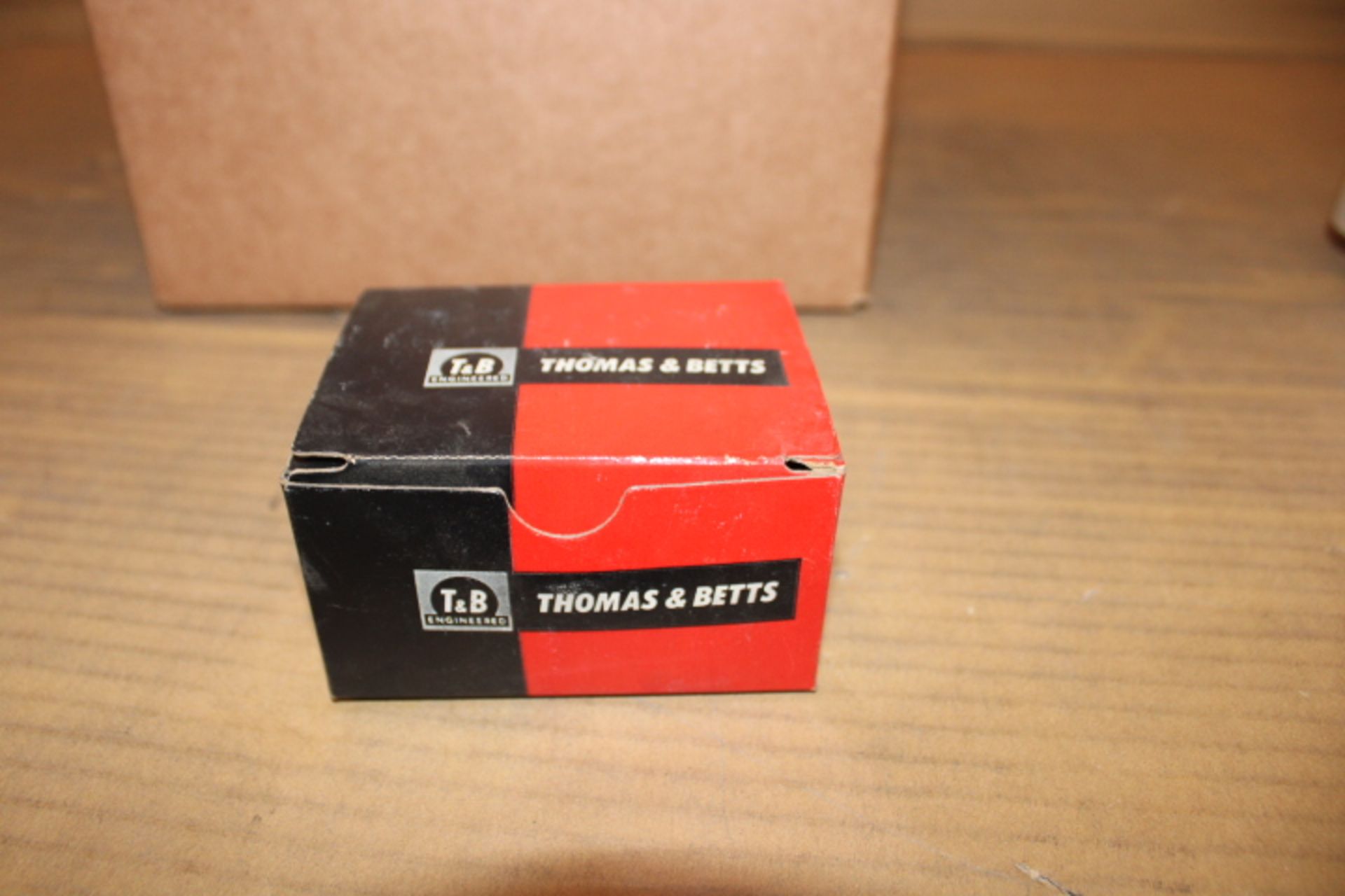 38x Thomas & Betts 428-TB Gasket/Seal/Sleeve/Ring EA - Image 2 of 2