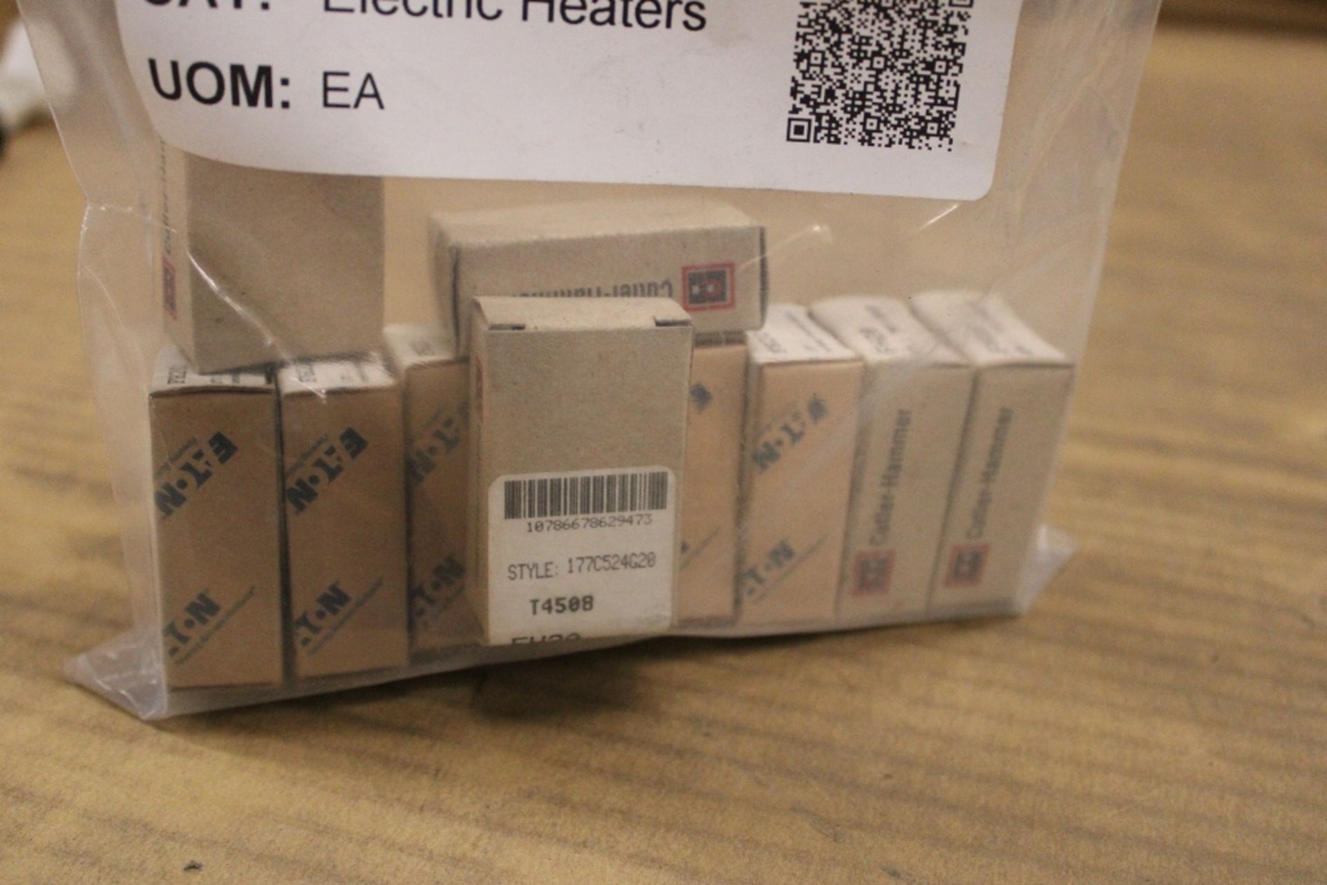 12x Eaton FH20 Heater Packs and Elements 1.71A - Image 2 of 2