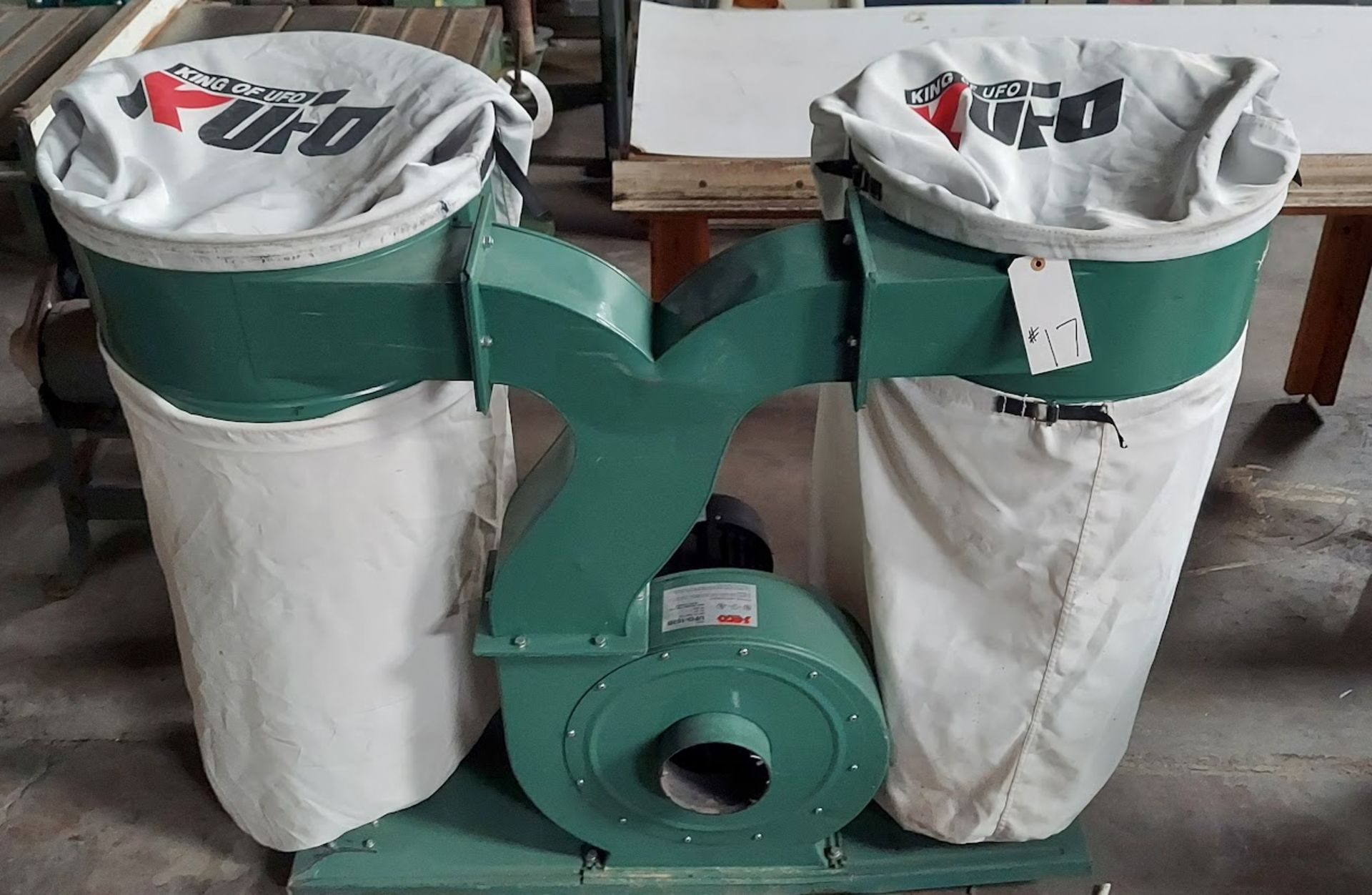 SECO 4-Bag Dust Collector, Model UFO-102, 240V 1ph