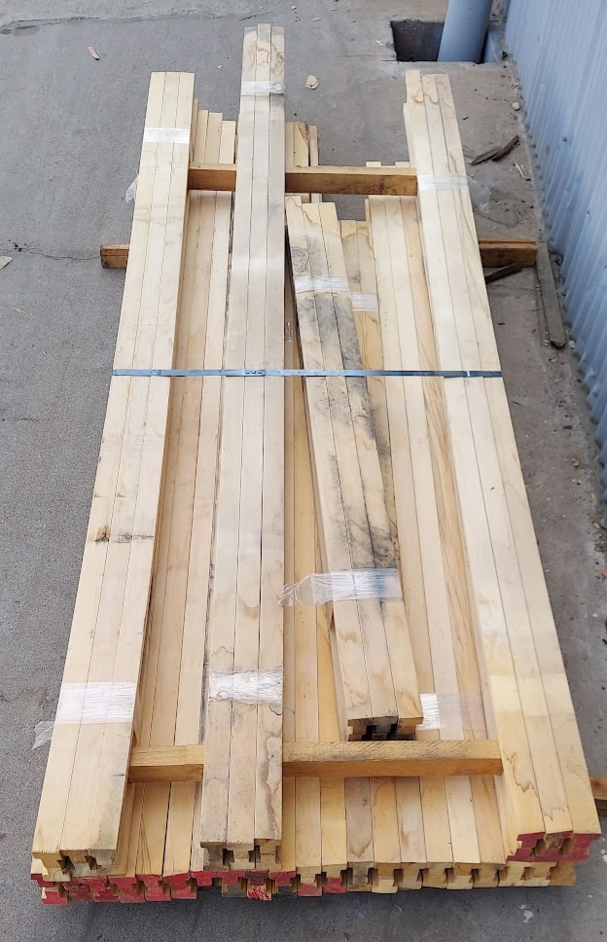 480 lft 2" x 1-1/2" Basswood T-Shutter Molding 5-9' Long - Image 4 of 5