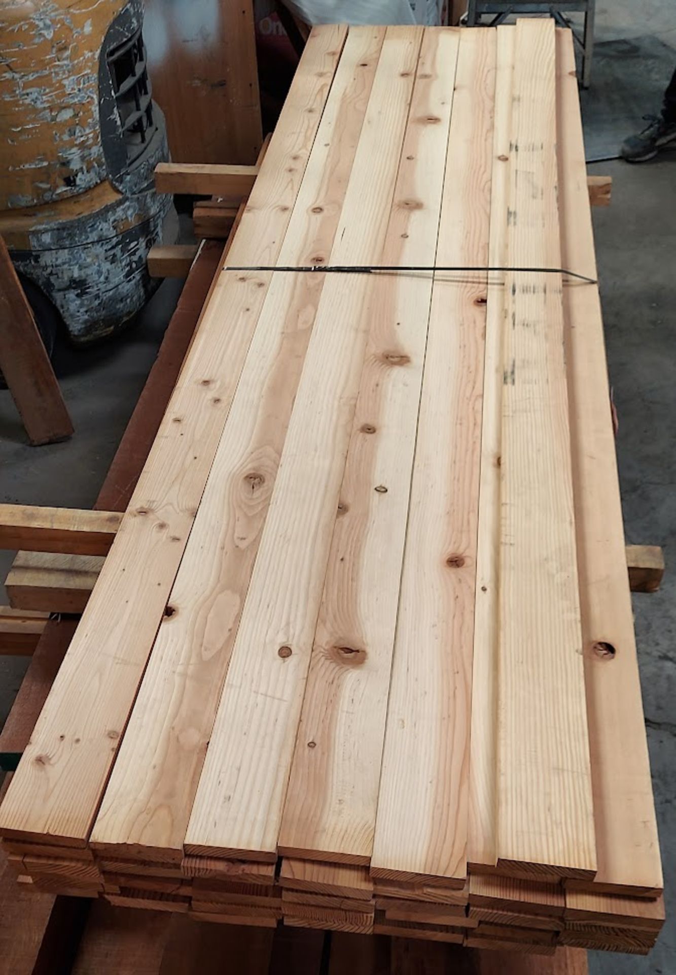 43 pcs of Knotty Pine 13/16" x 4-7/8" x 10' L - Image 2 of 3