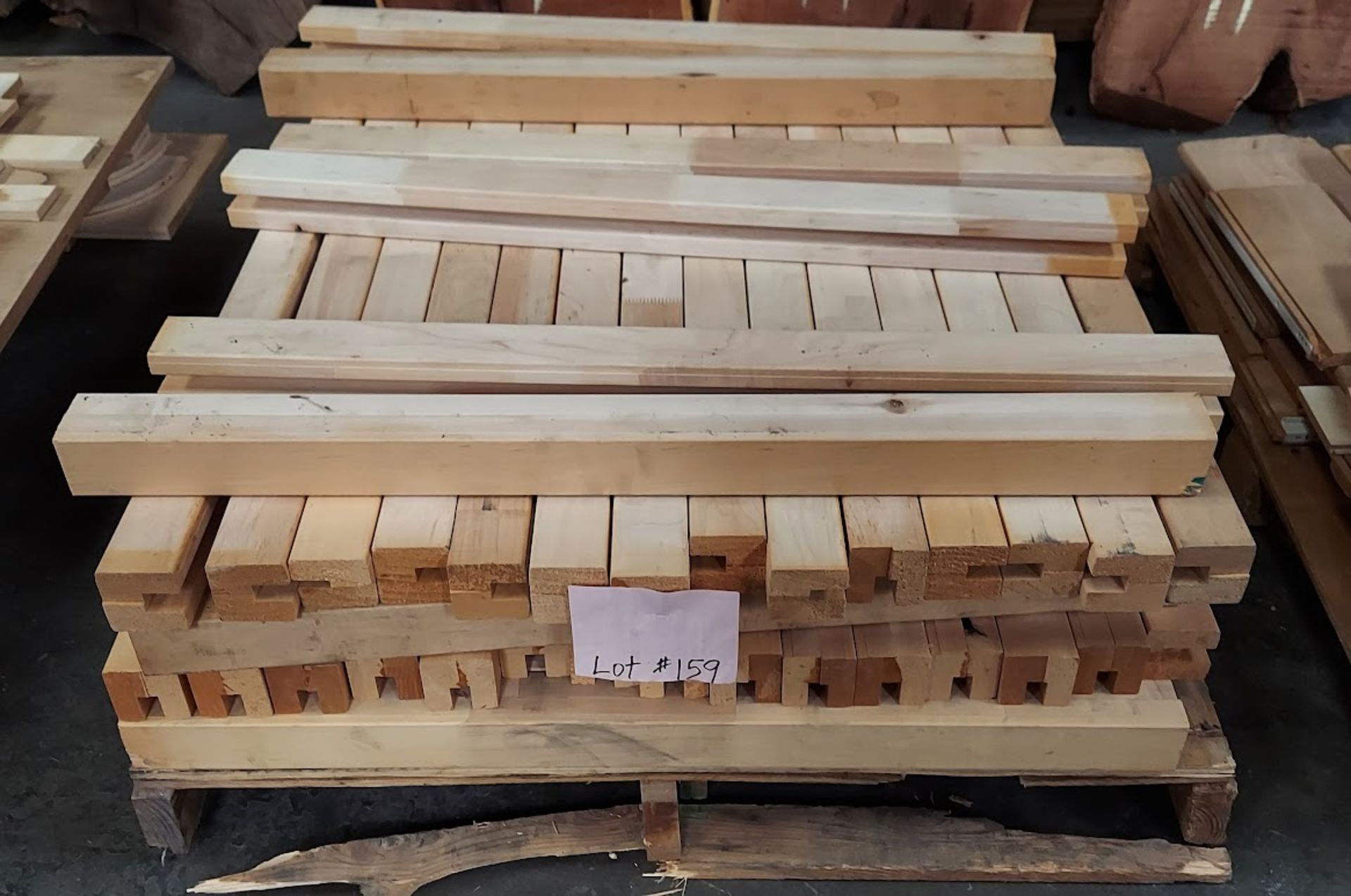 1 Pallet of Finger-Jointed Maple 2-1/2" x 2-1/2" x 36"